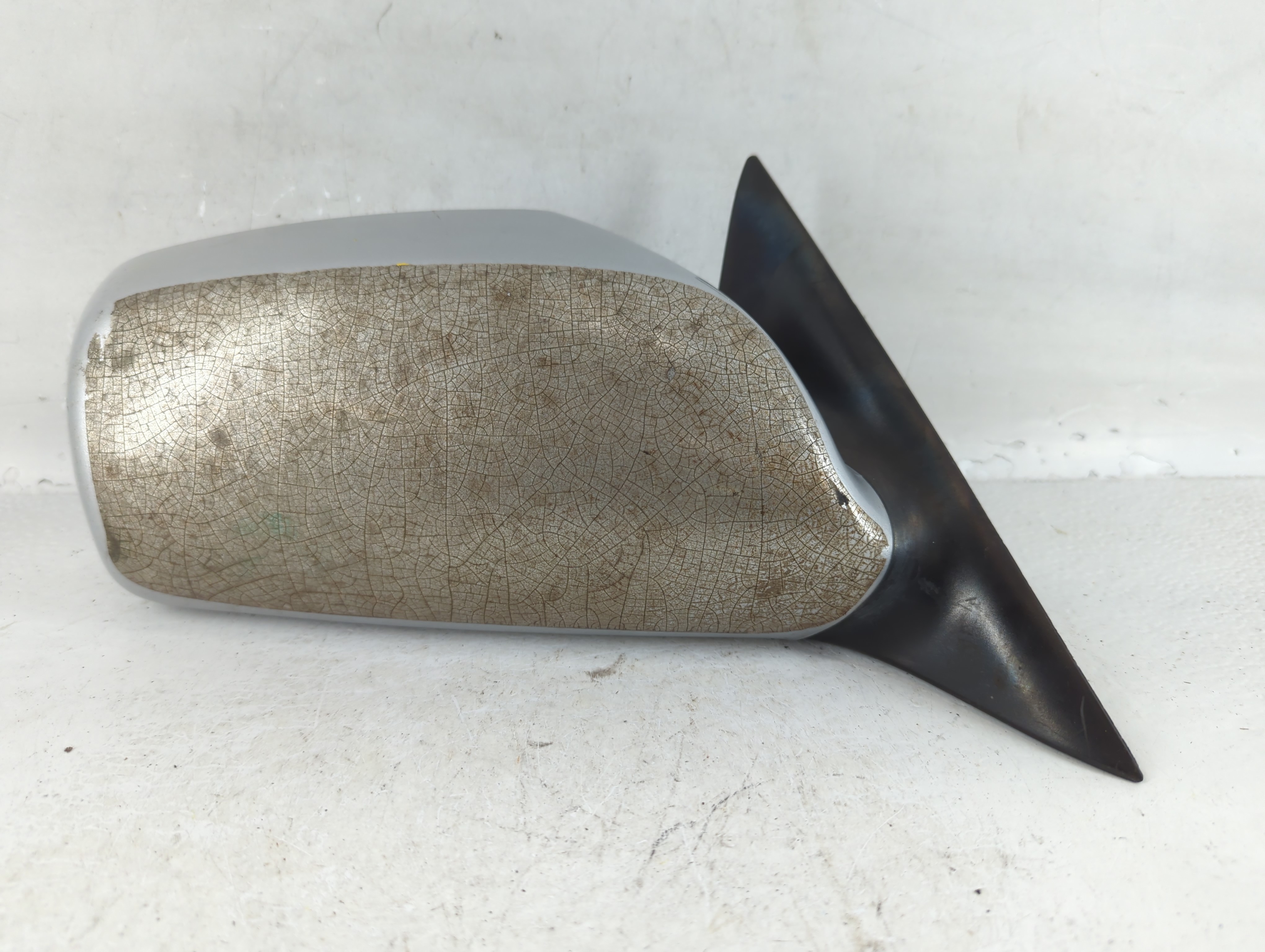 2007-2011 Toyota Camry Passenger Right Side View Power Door Mirror Silver 767637 - Oemusedautoparts1.com