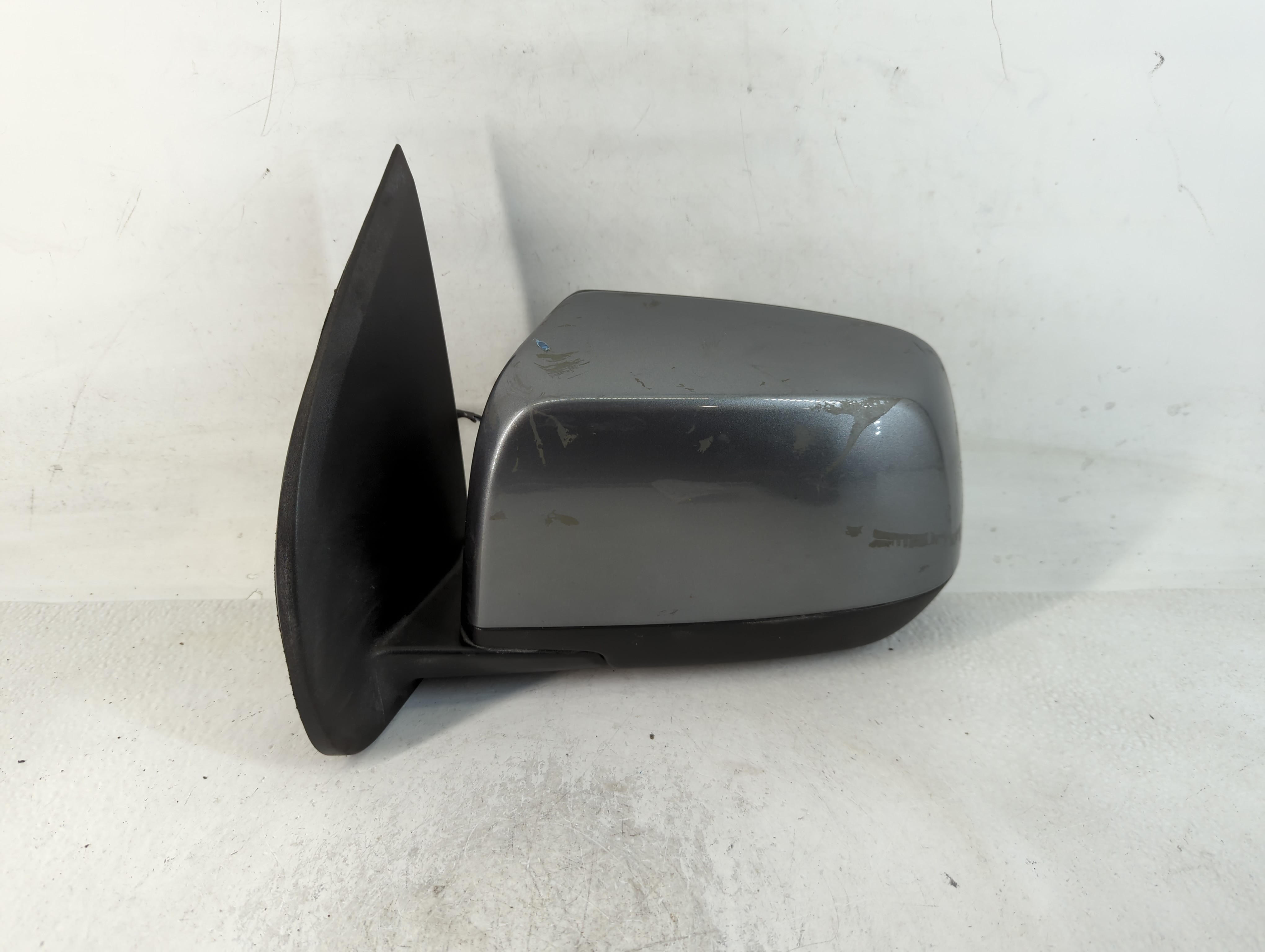 2018-2022 Chevrolet Colorado Driver Left Side View Power Door Mirror Grey 767720 - Oemusedautoparts1.com