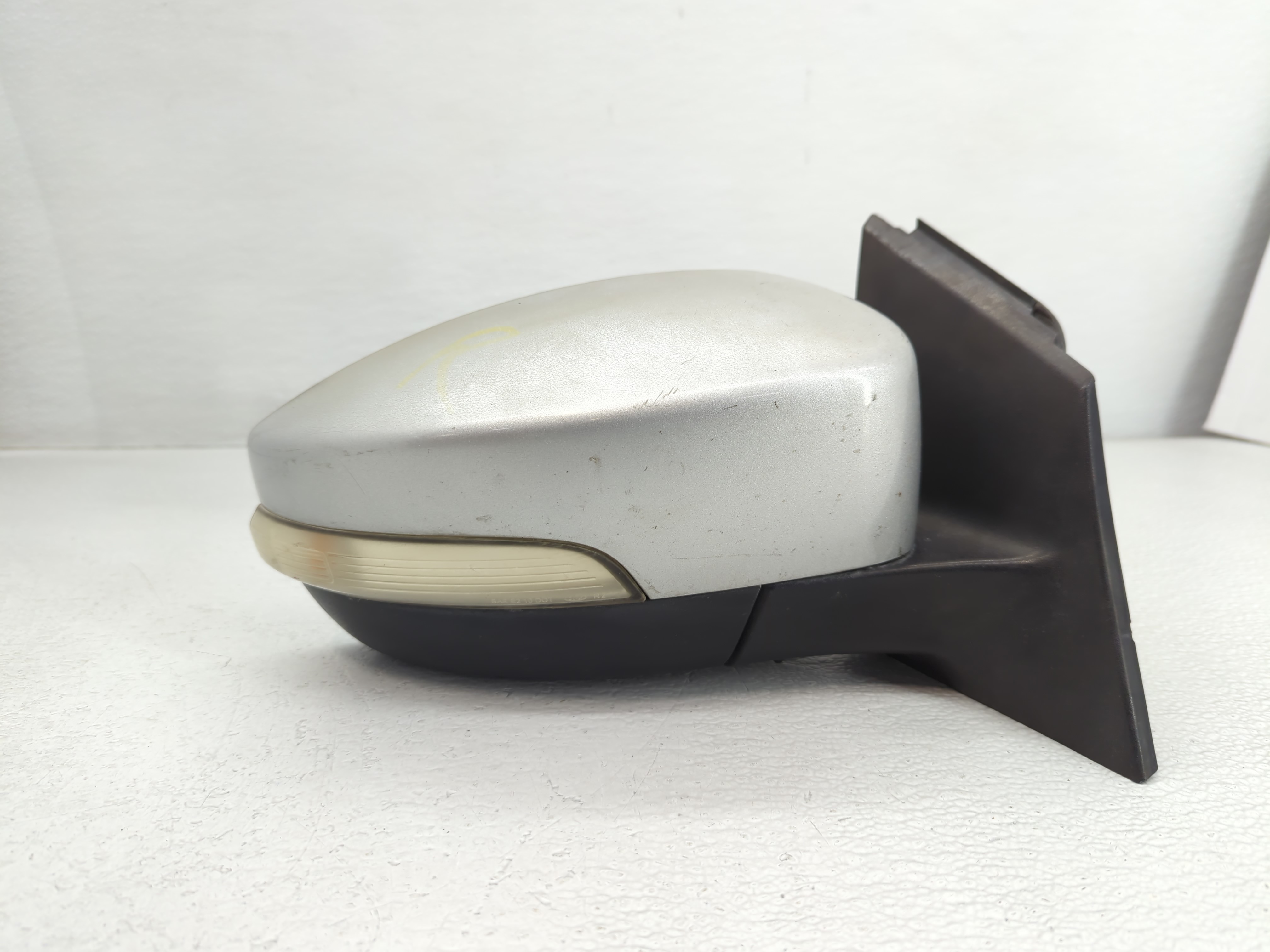 2012-2014 Ford Focus Passenger Right Side View Power Door Mirror Silver 767728 - Oemusedautoparts1.com
