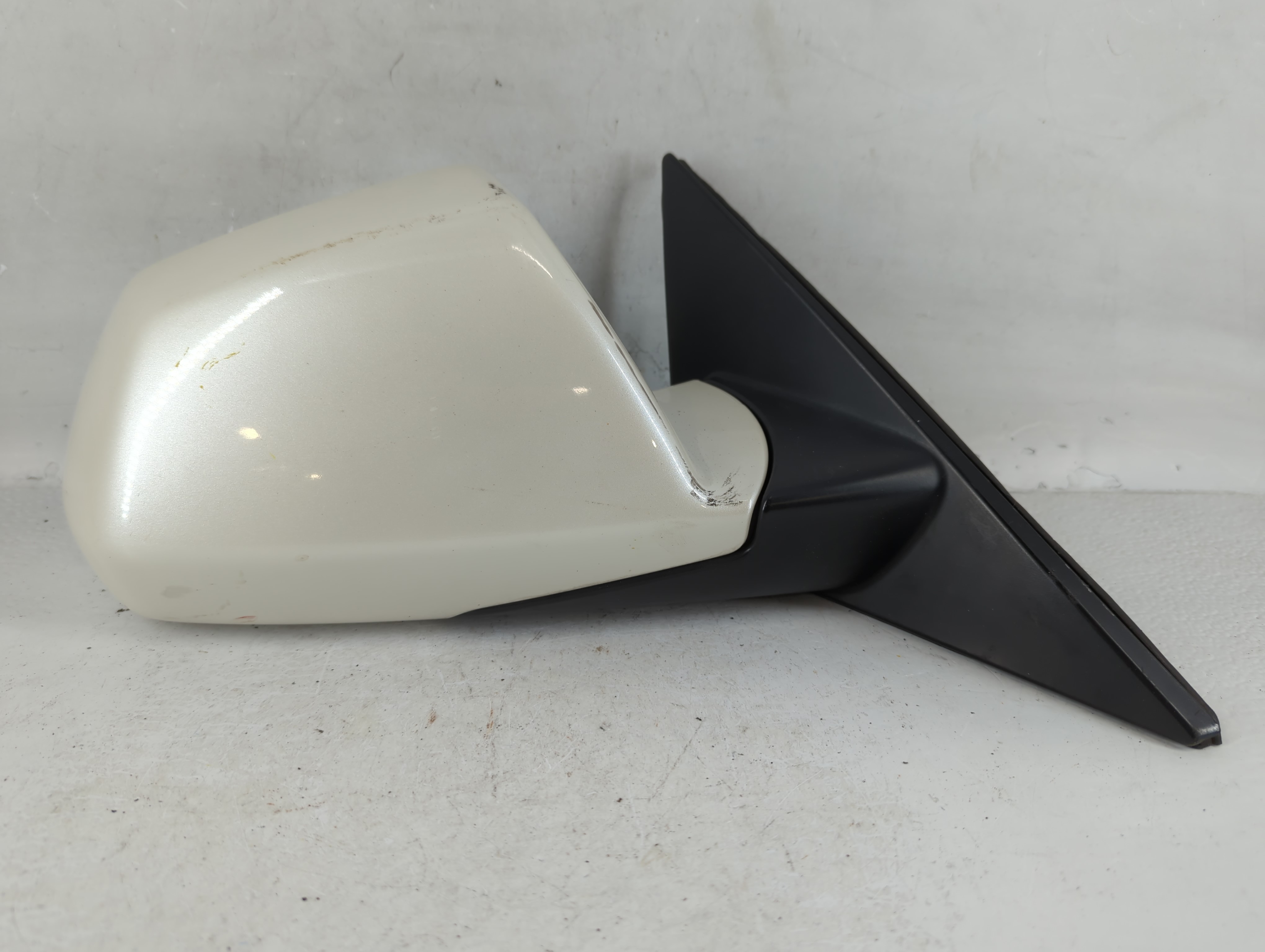 2008-2014 Cadillac Cts Passenger Right Side View Power Door Mirror Ivory 768041 - Oemusedautoparts1.com