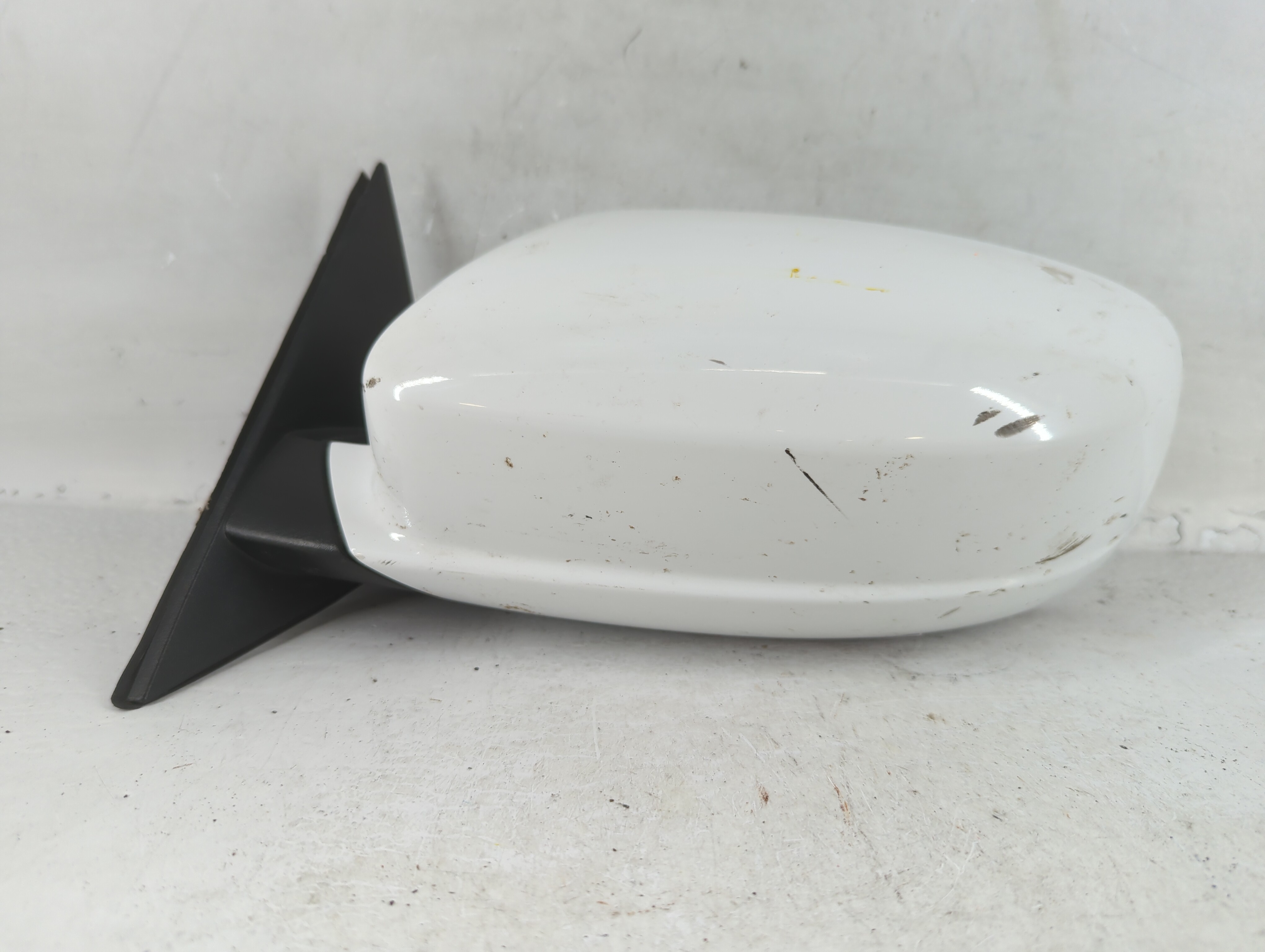 Picture of 2015-2020 Dodge Charger Driver Left Side View Power Door Mirror White 768123