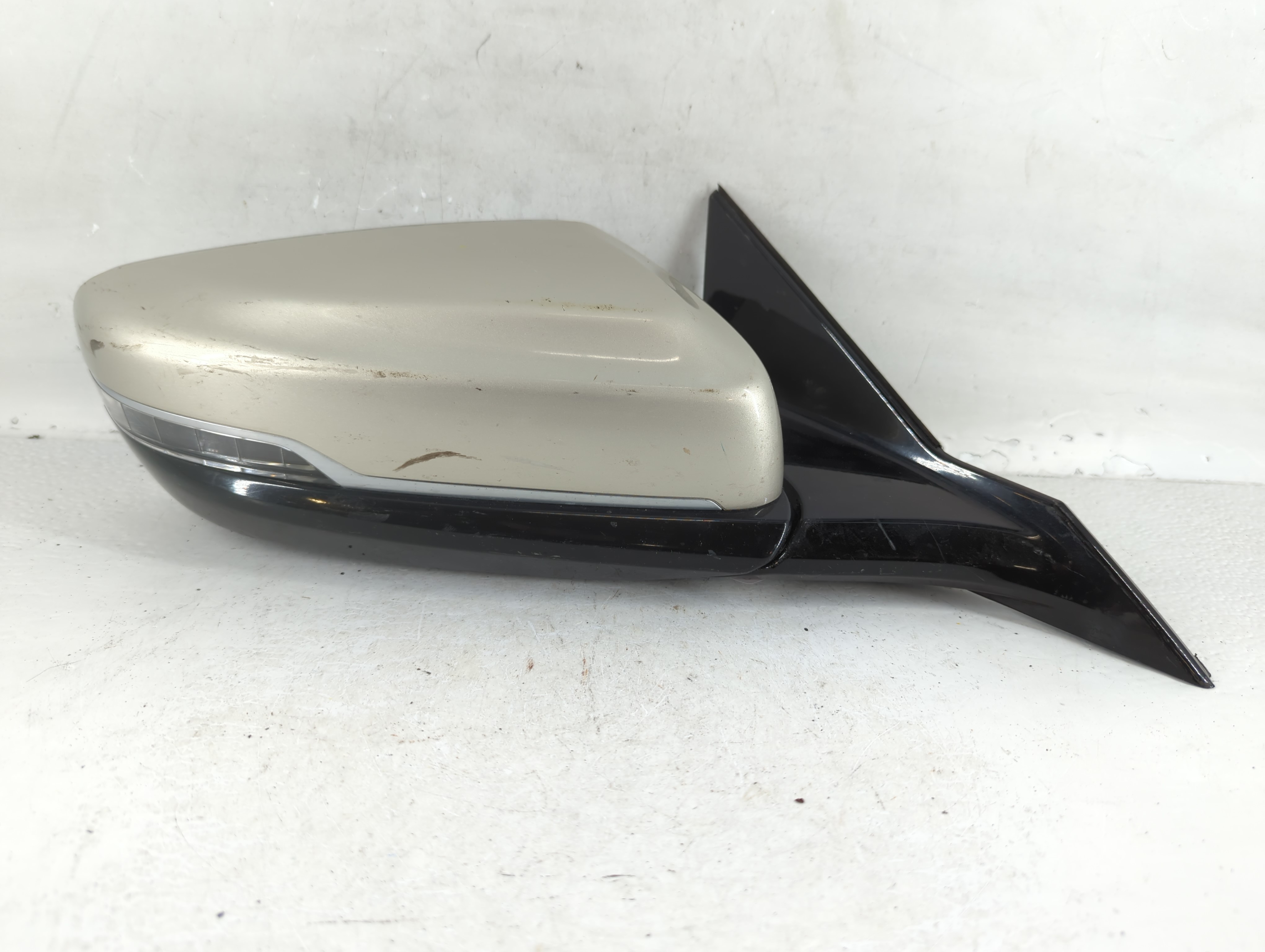 2015-2019 Cadillac Cts Passenger Right Side View Power Door Mirror 768125 - Oemusedautoparts1.com