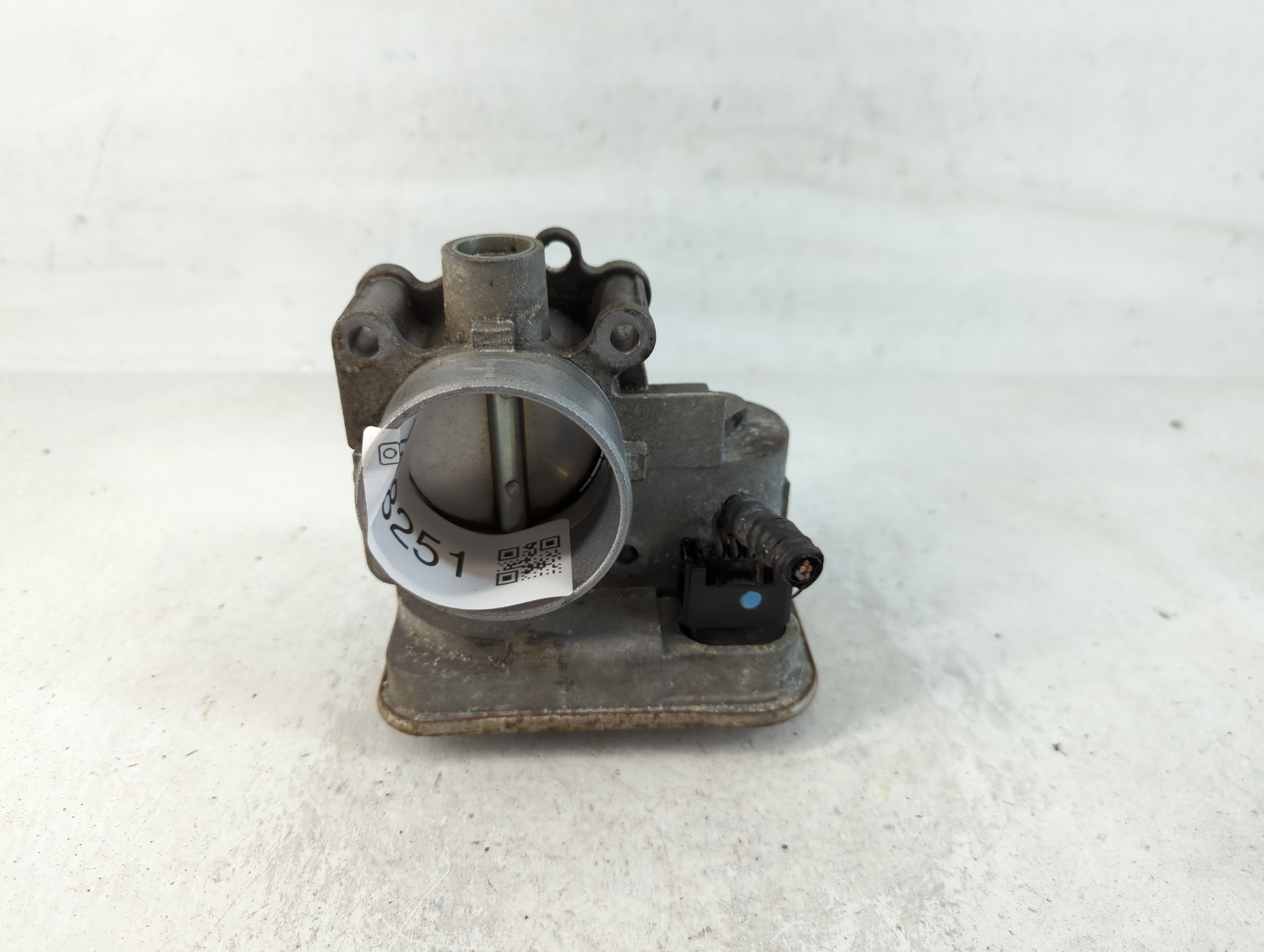 2011-2014 Chrysler 200 Throttle Body 768251 - Oemusedautoparts1.com
