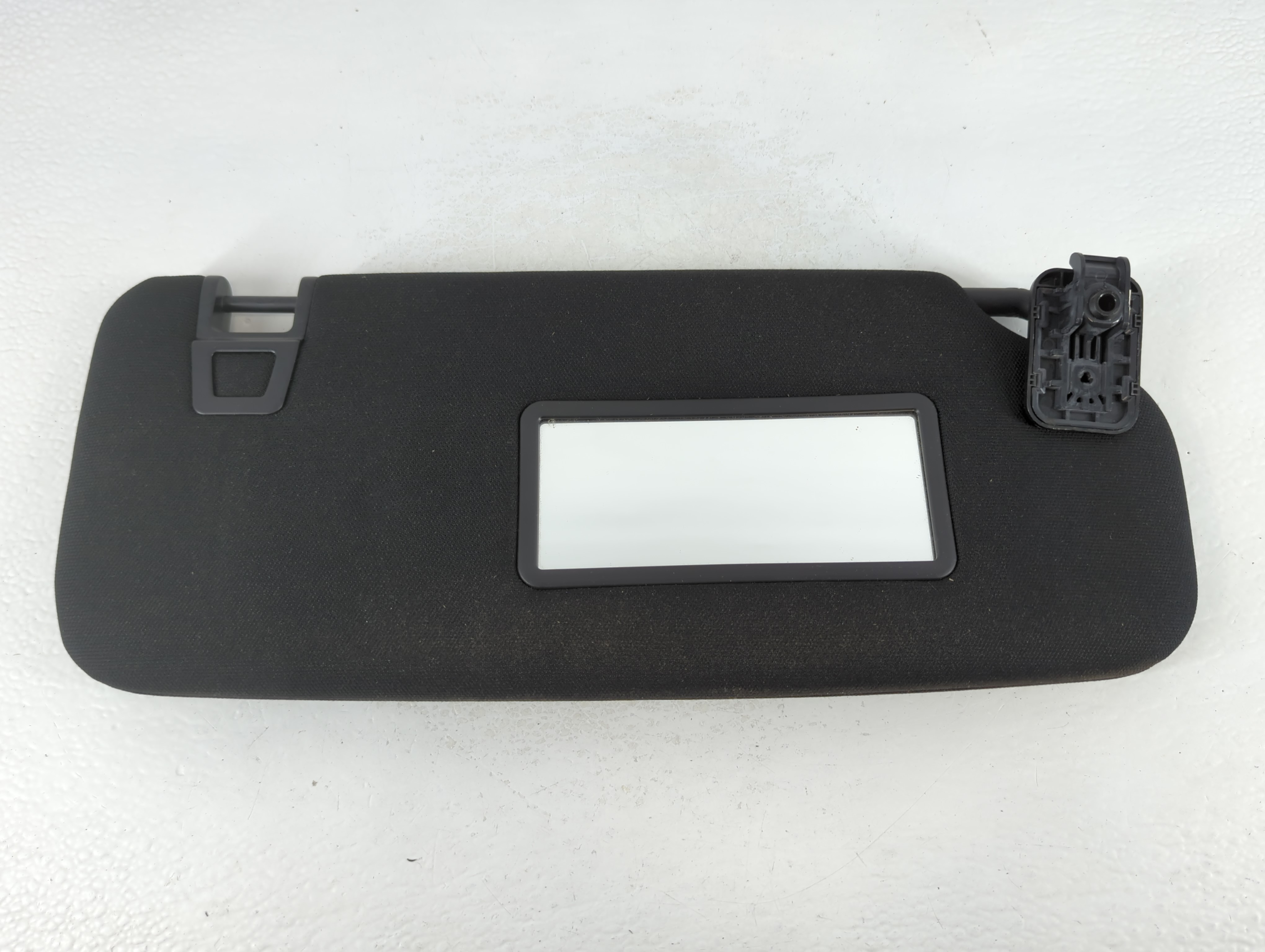 2018-2021 Ford Expedition Passenger Sun Visor Mirror Right Sunvisor Black 768290 - Oemusedautoparts1.com