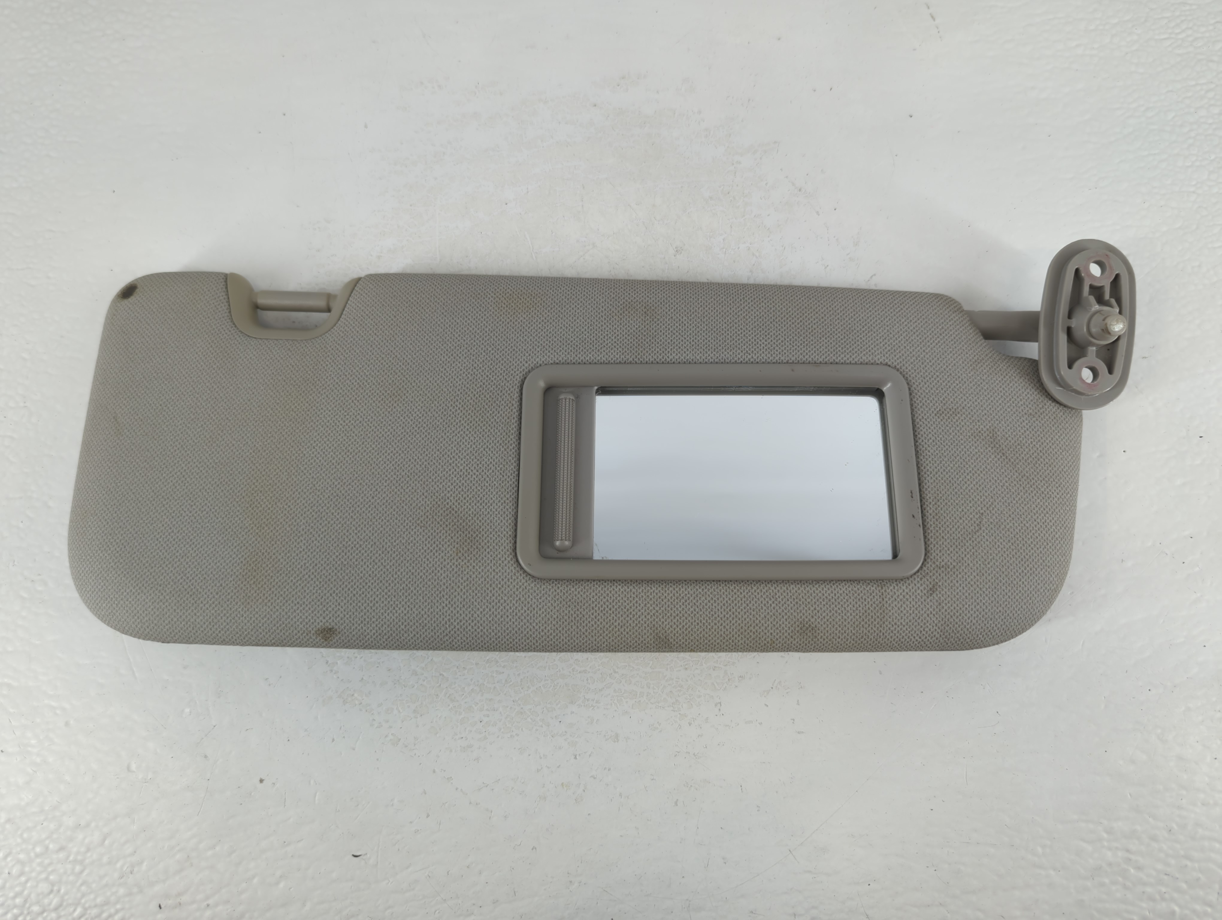 2014-2016 Kia Forte Passenger Sun Visor Mirror Right Sunvisor Grey 768291 - Oemusedautoparts1.com