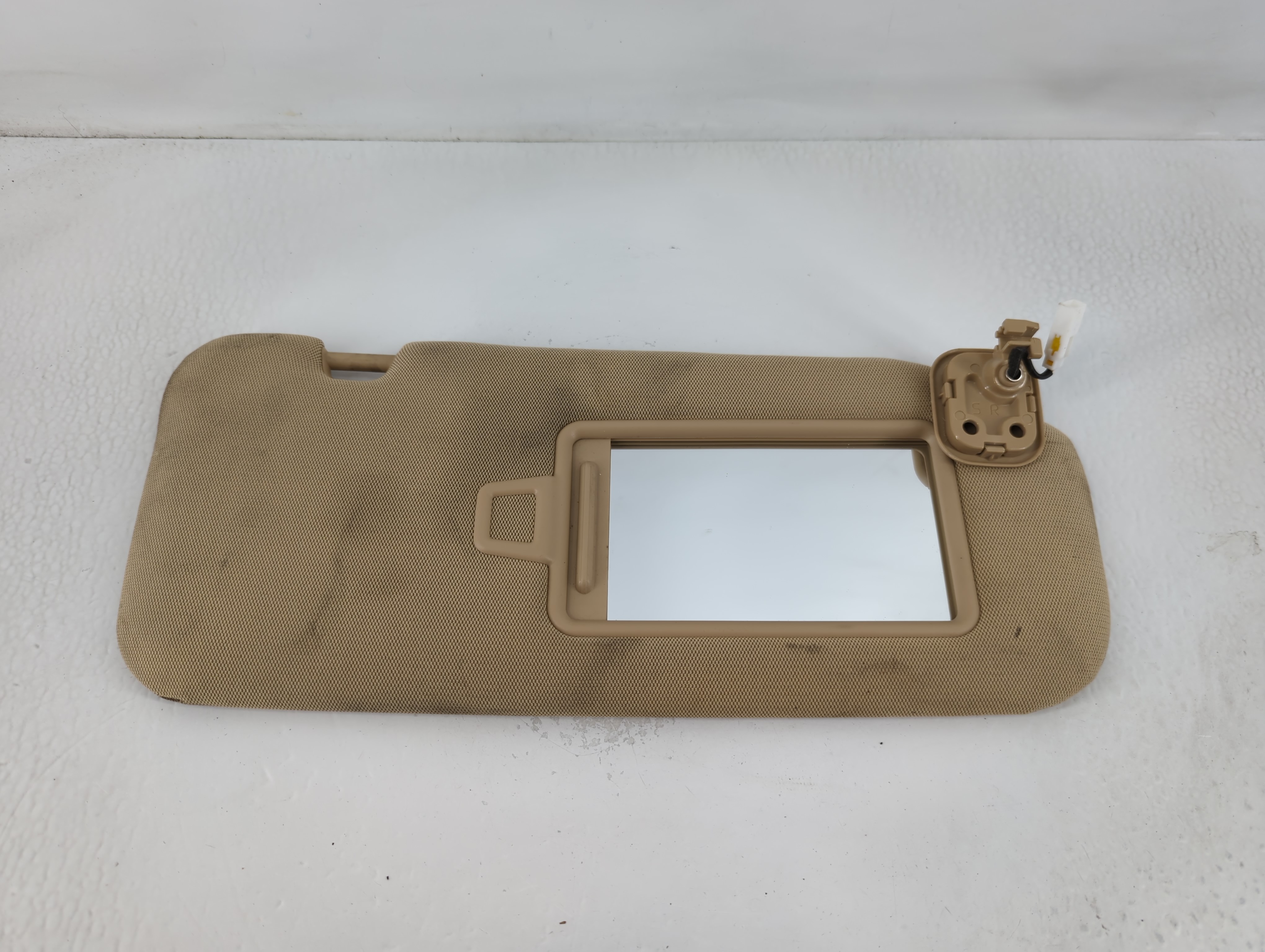 2015-2016 Hyundai Genesis Passenger Sun Visor Mirror Right Sunvisor Tan 768332 - Oemusedautoparts1.com