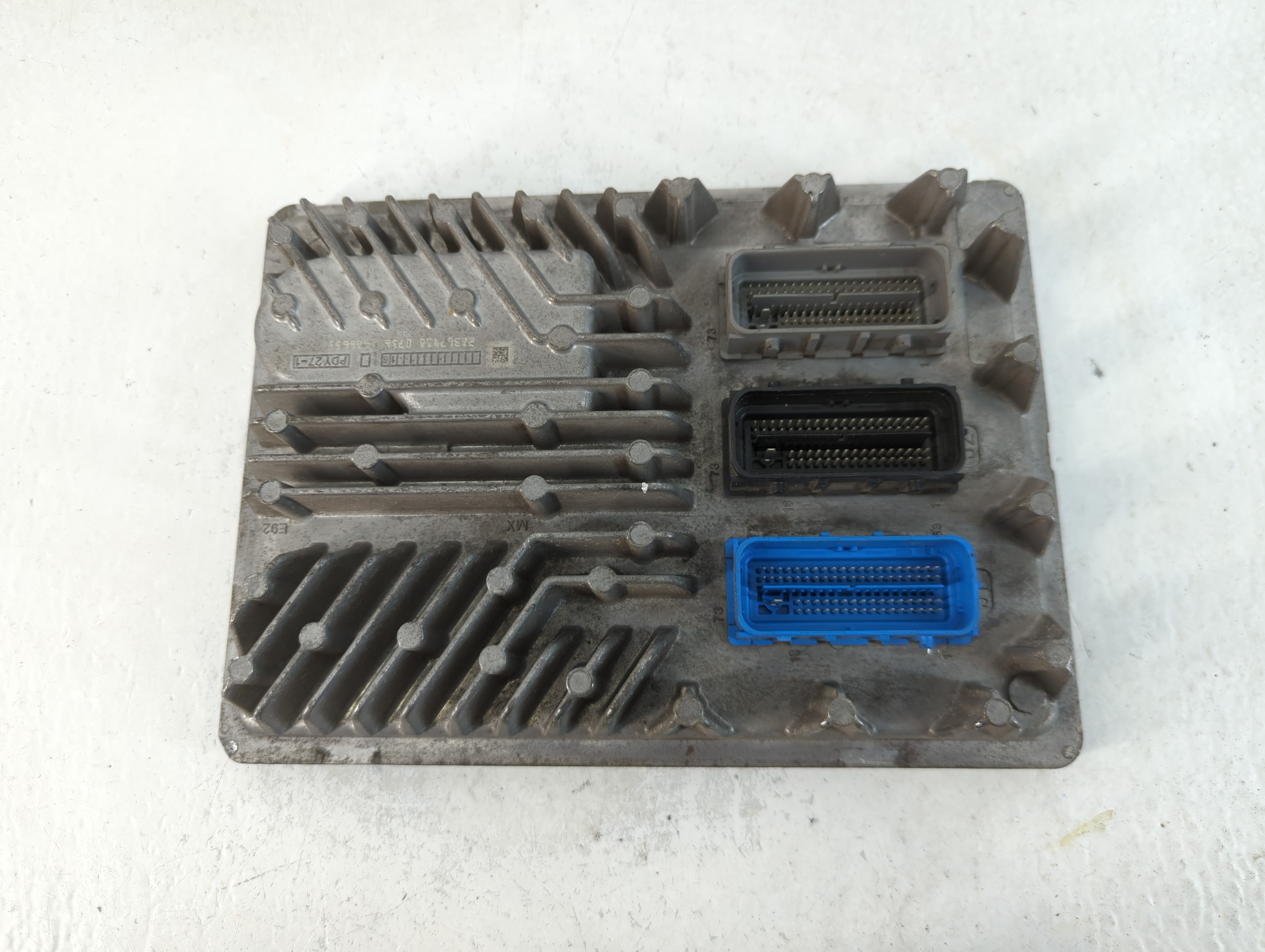 Gmc Yukon Xl Engine Control Computer Ecu Pcm Ecm Pcu Oem 12673195 768476 - Oemusedautoparts1.com