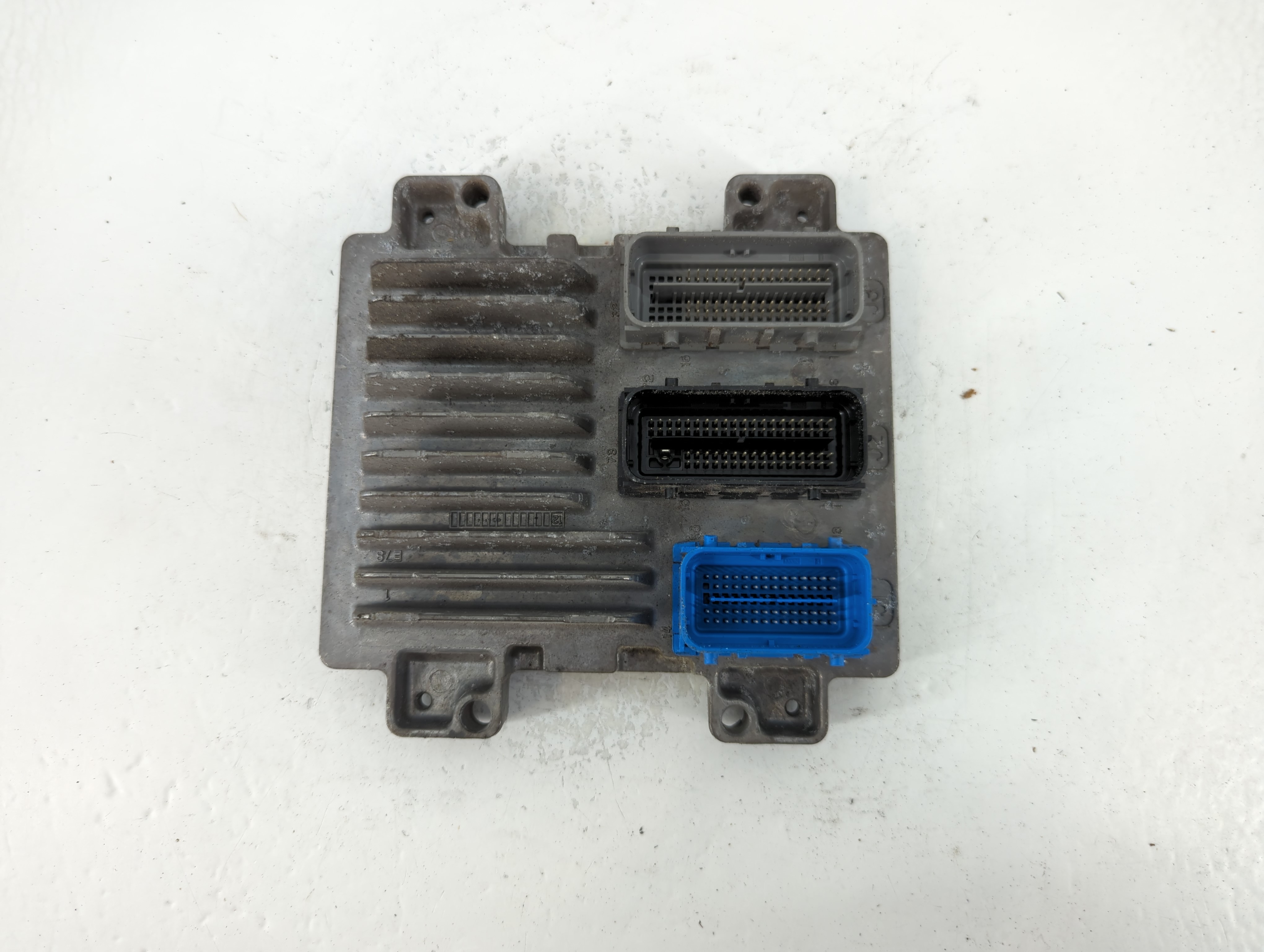 Picture of Chevrolet Silverado 2500 Engine Control Computer Ecu Pcm Ecm Pcu Oem 768496