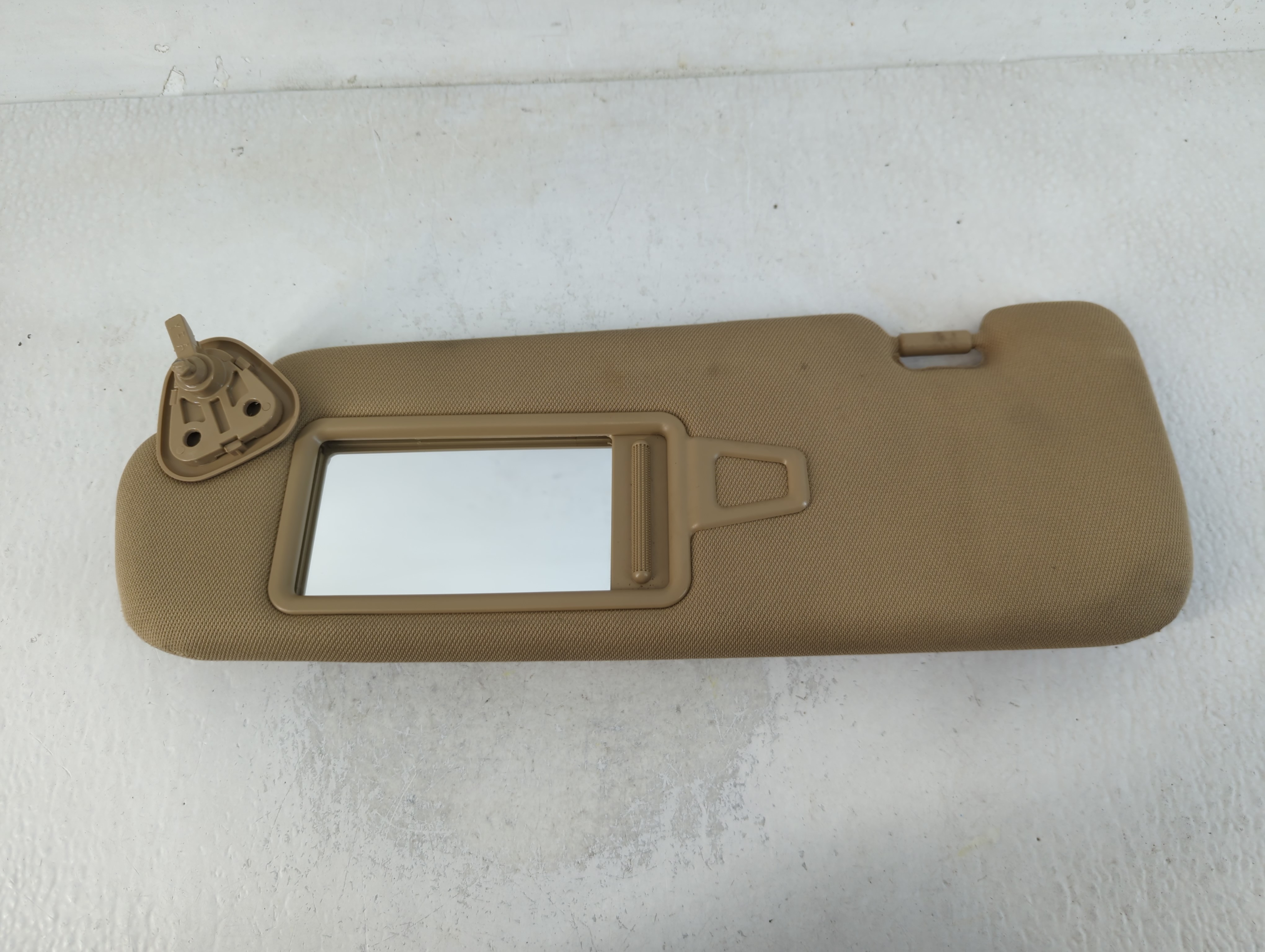 2011-2015 Hyundai Sonata Driver Sun Visor Mirror Left Sunvisor Beige 768542 - Oemusedautoparts1.com