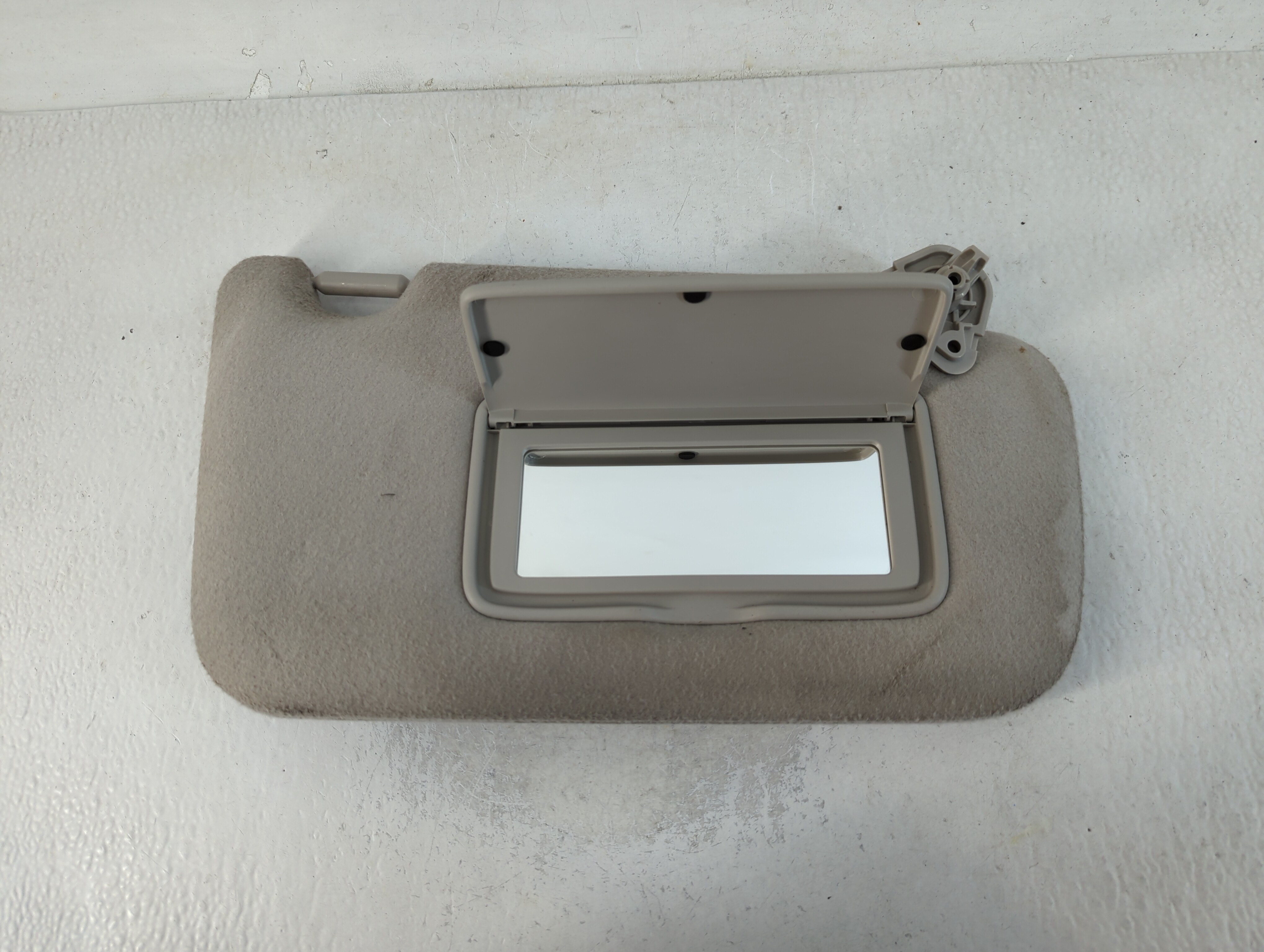 Picture of 2013-2019 Nissan Sentra Passenger Sun Visor Mirror Right Sunvisor Grey 768552
