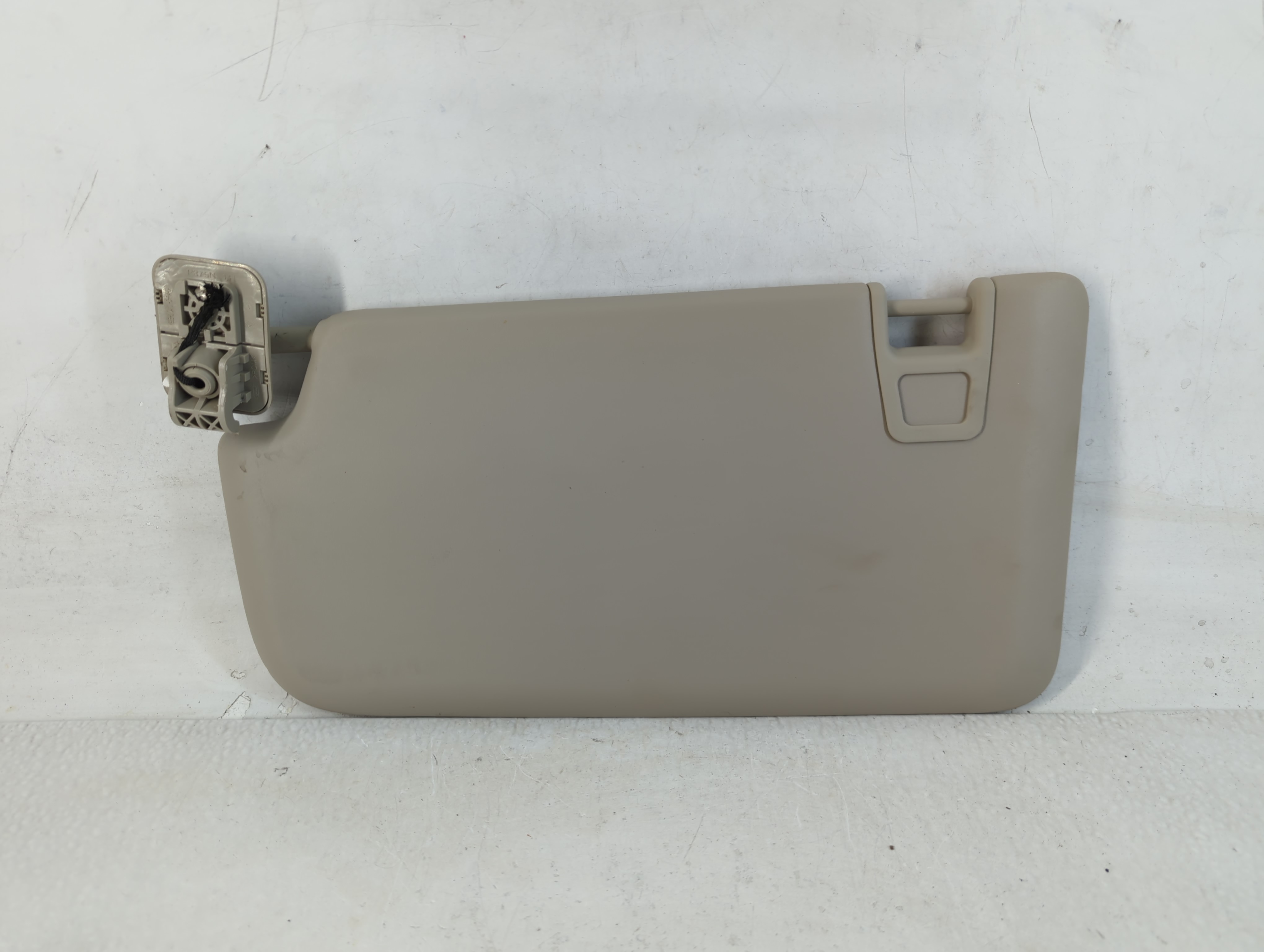2018-2021 Ford Expedition Driver Sun Visor Mirror Left Sunvisor Grey 768553 - Oemusedautoparts1.com