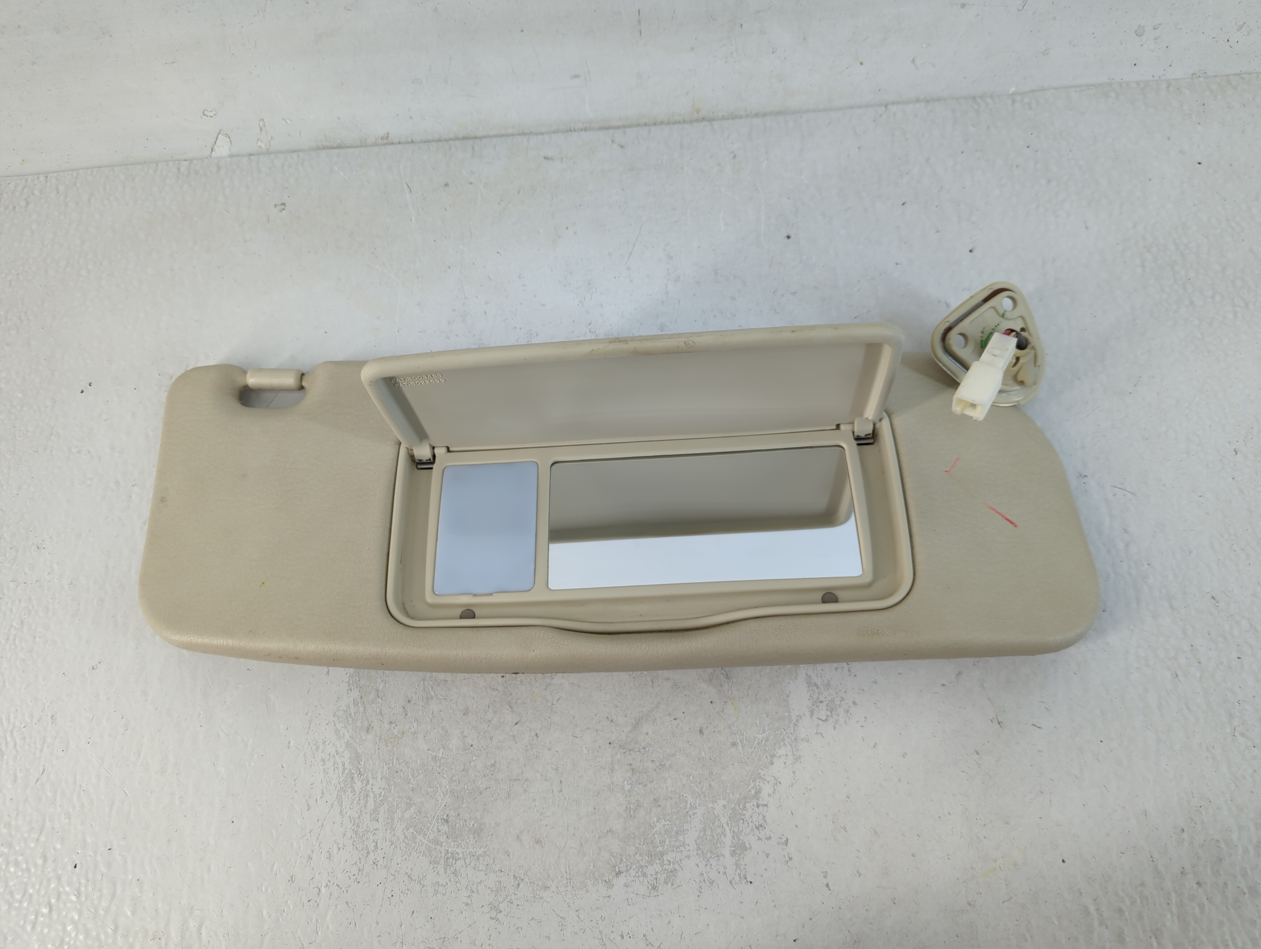 Picture of 2002-2006 Lexus Sc430 Passenger Sun Visor Mirror Right Sunvisor Tan 768562