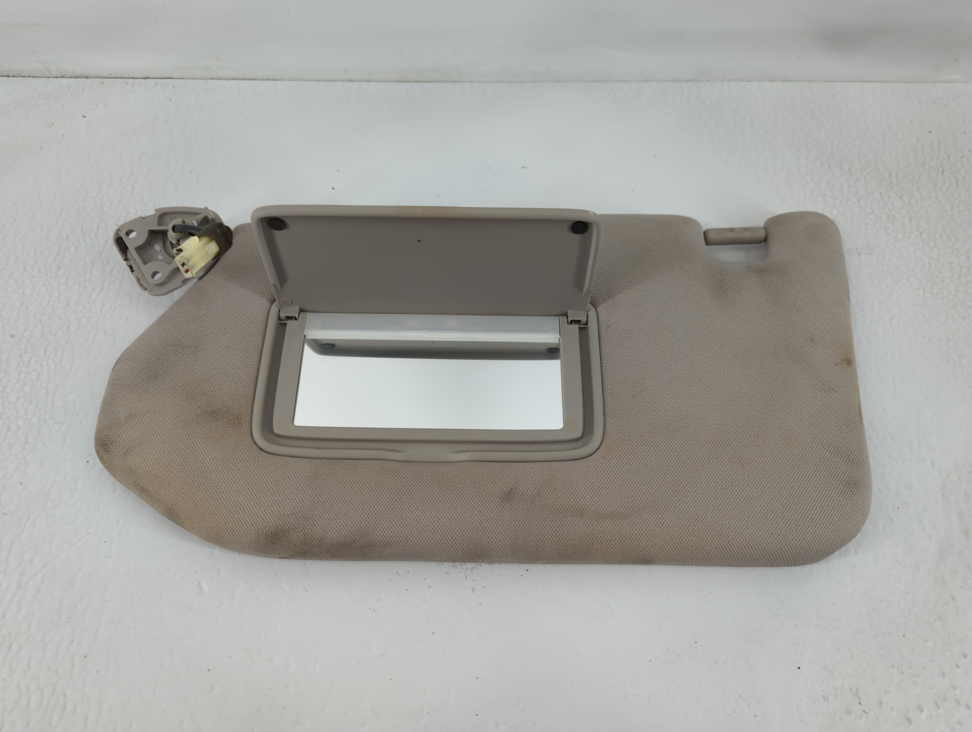 Picture of 2013-2018 Nissan Pathfinder Driver Sun Visor Mirror Left Sunvisor Grey 768605