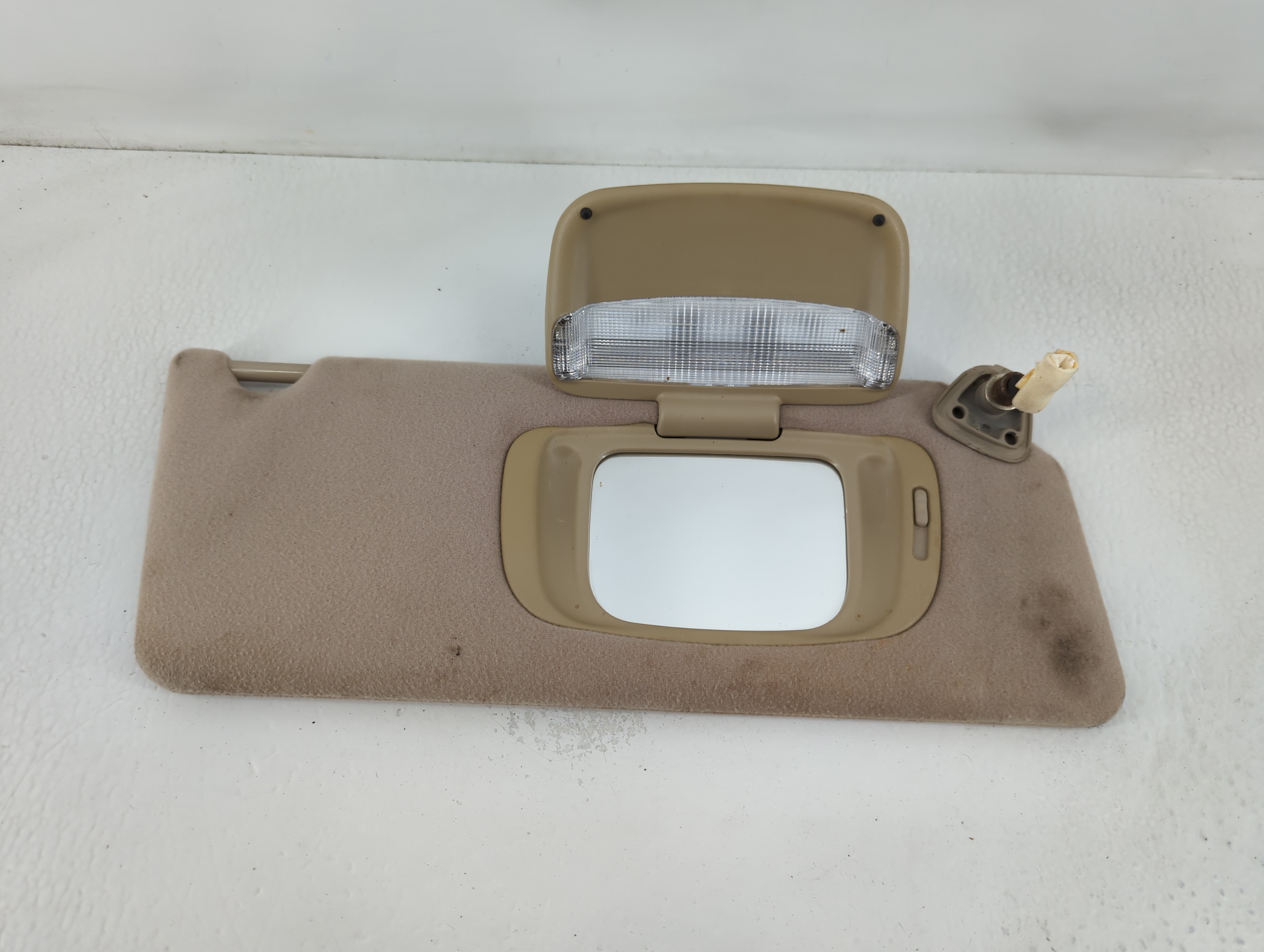 Picture of 2002-2006 Toyota Camry Passenger Sun Visor Mirror Right Sunvisor Beige 768606