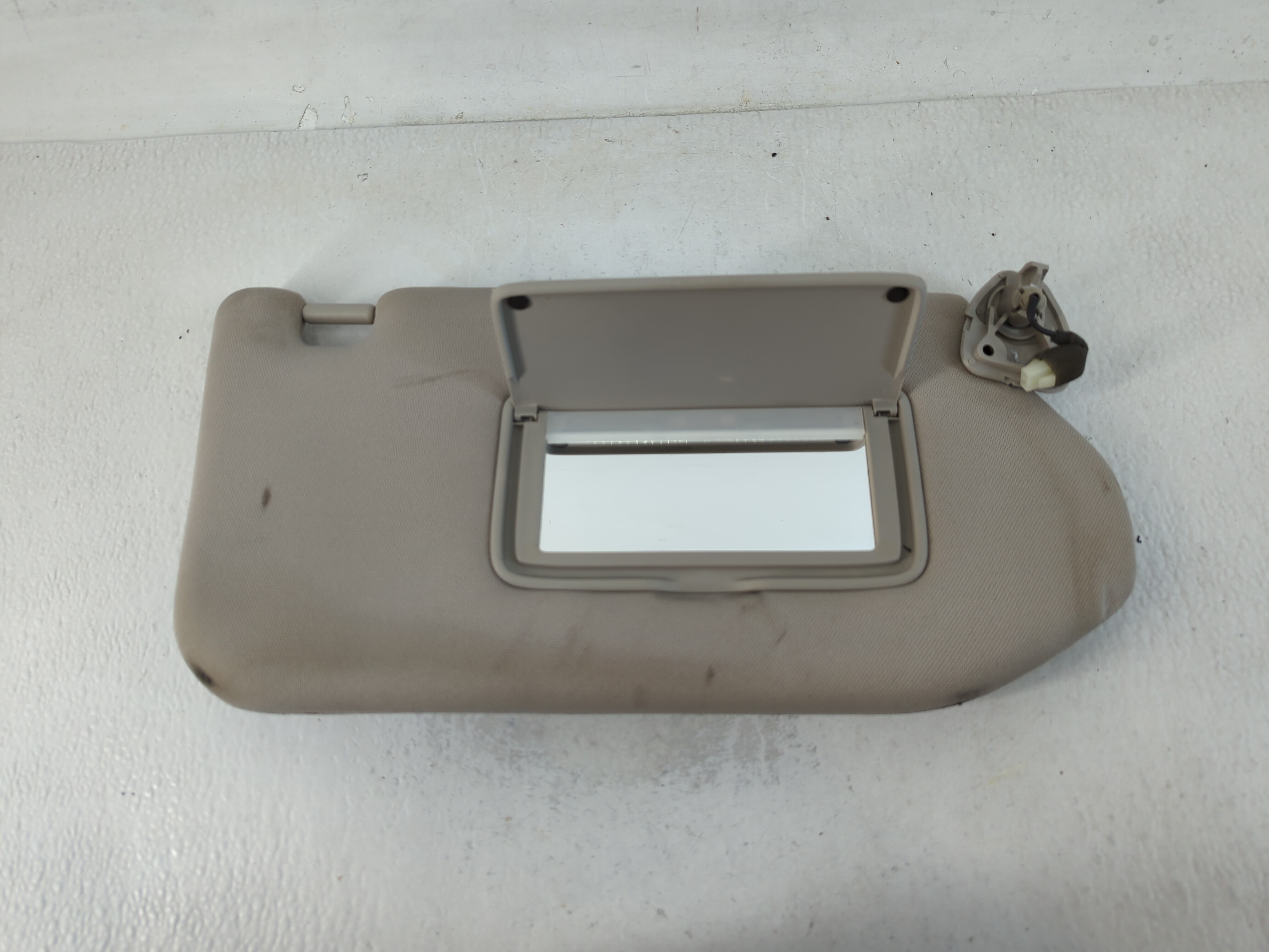 2014-2019 Infiniti Qx60 Passenger Sun Visor Mirror Right Sunvisor Grey 768628 - Oemusedautoparts1.com