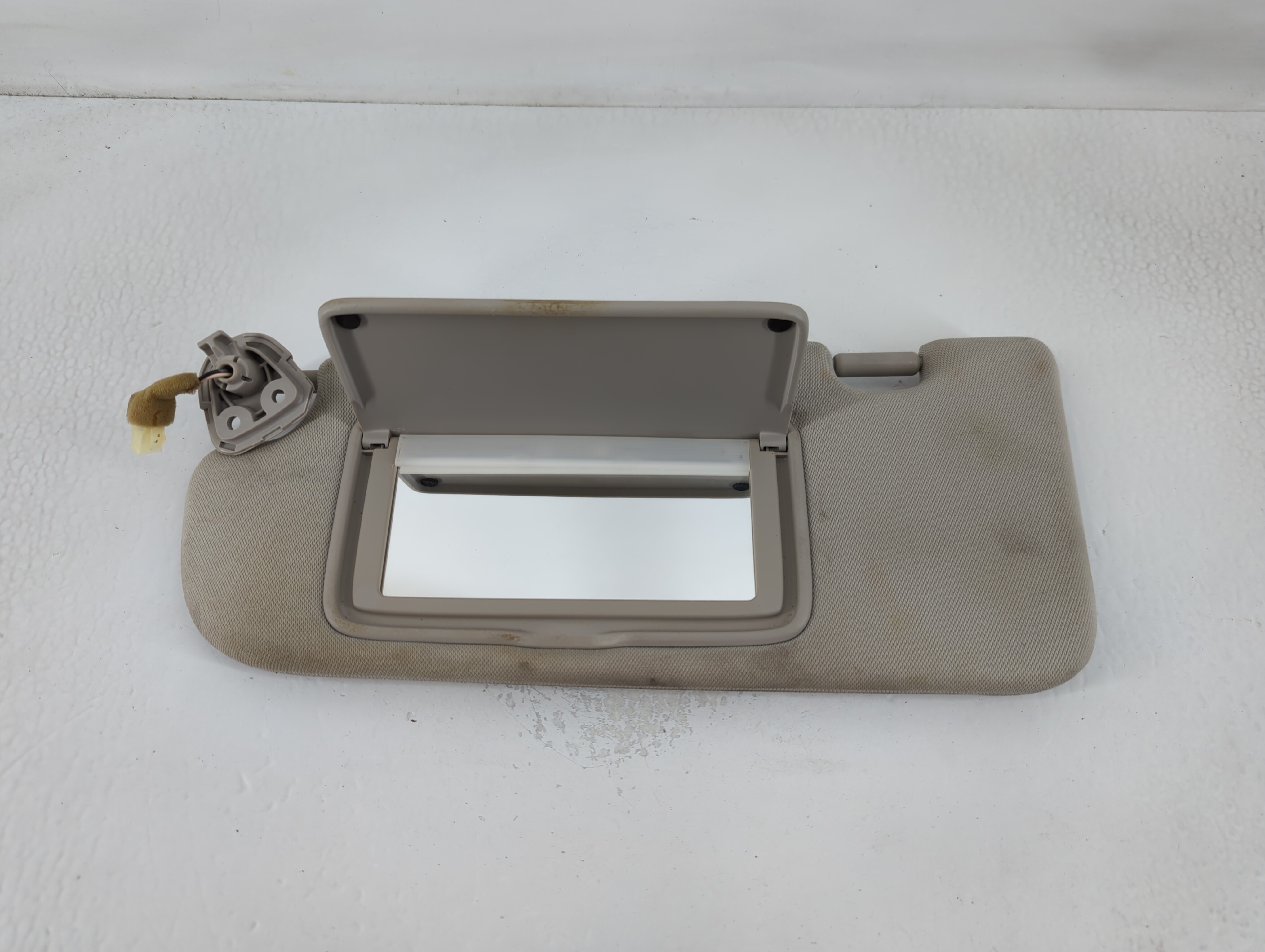 2014-2020 Infiniti Q50 Driver Sun Visor Mirror Left Sunvisor Grey 768650 - Oemusedautoparts1.com