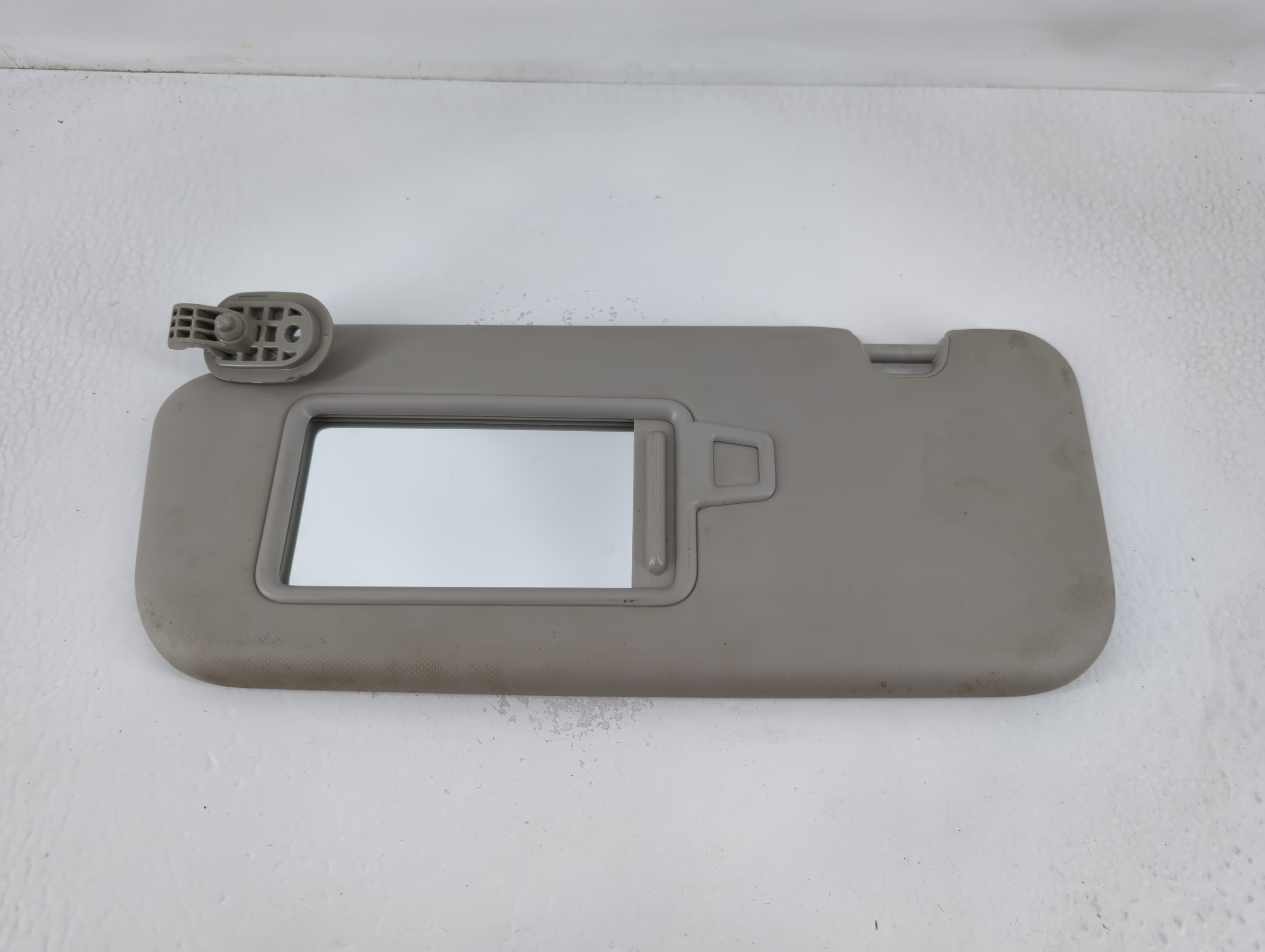 Picture of 2018-2020 Kia Rio Driver Sun Visor Mirror Left Sunvisor Grey 768652