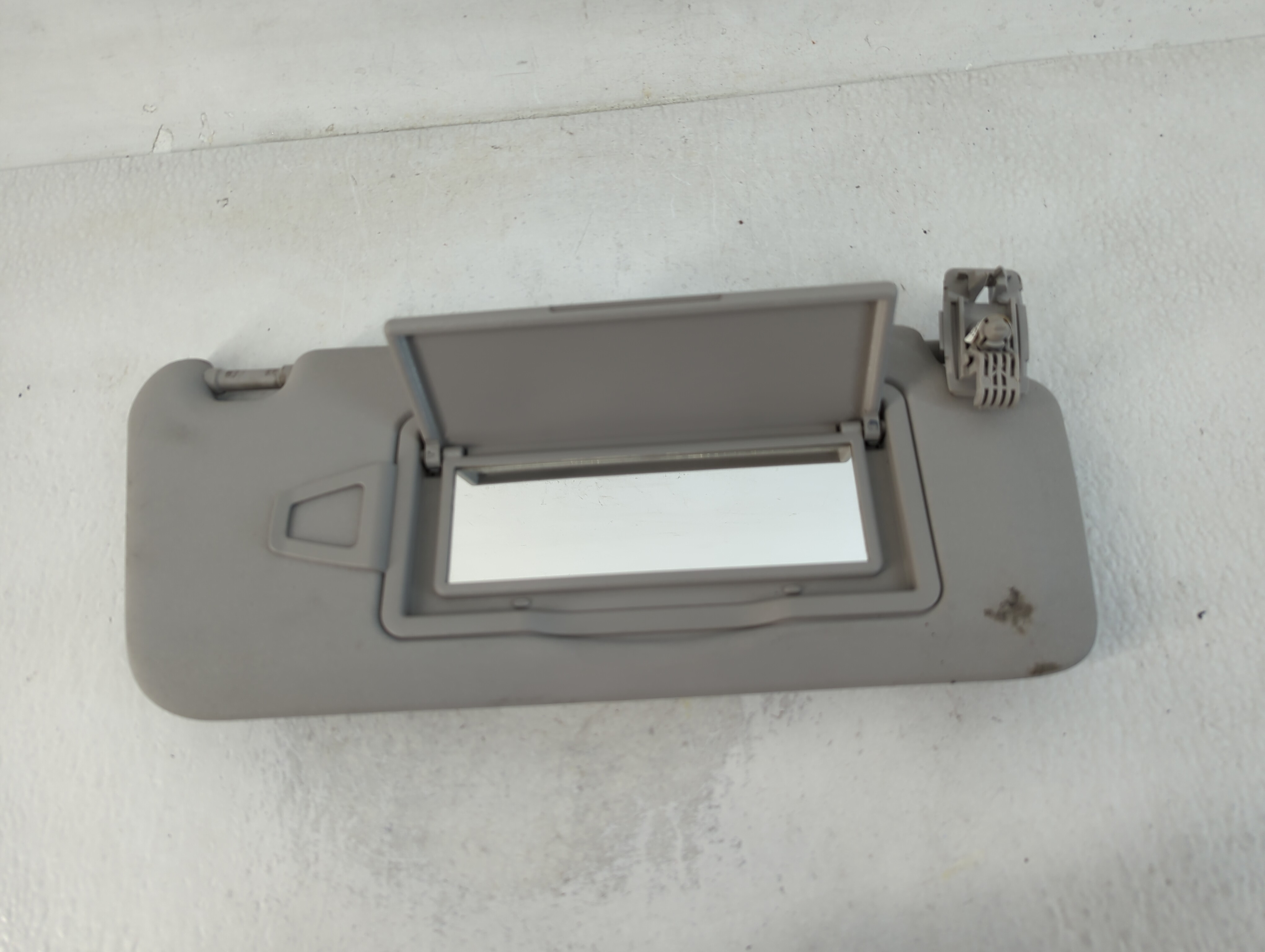 2011-2017 Mercedes-benz E550 Passenger Sun Visor Mirror Right Sunvisor 768656 - Oemusedautoparts1.com