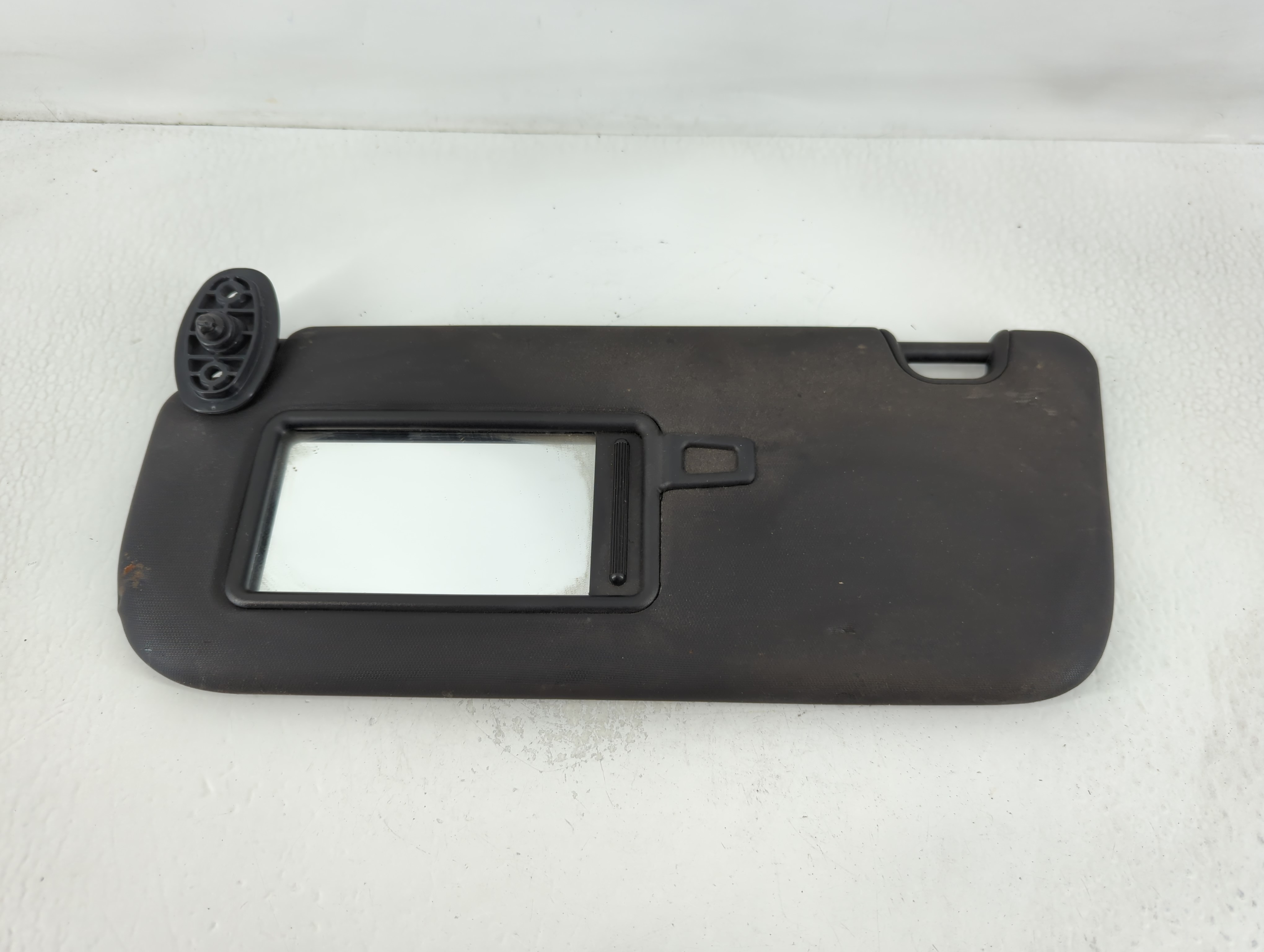 2014-2019 Kia Soul Driver Sun Visor Mirror Left Sunvisor Black 768672 - Oemusedautoparts1.com