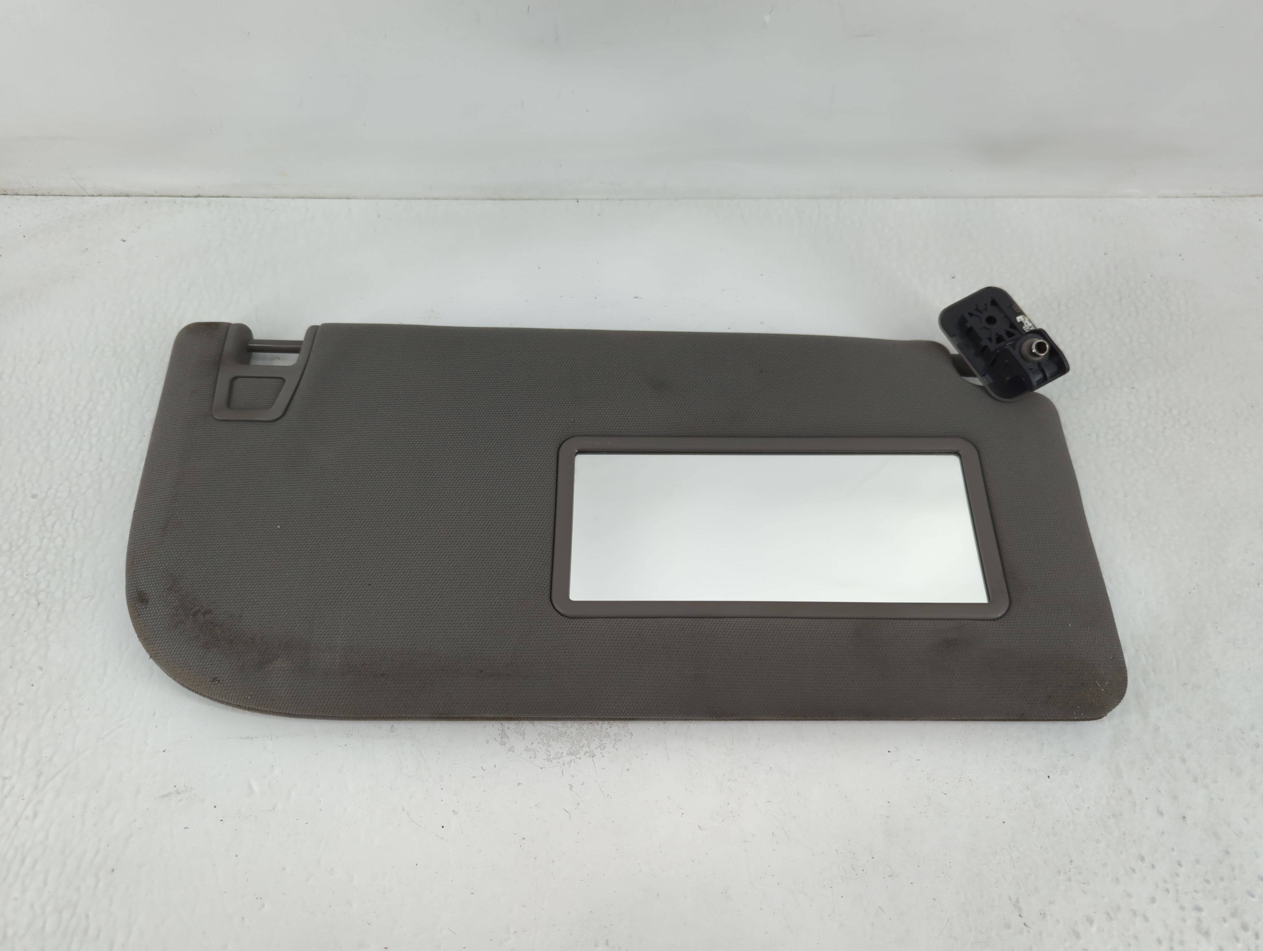 2018-2020 Ford F-150 Passenger Sun Visor Mirror Right Sunvisor Dark Grey 768686 - Oemusedautoparts1.com