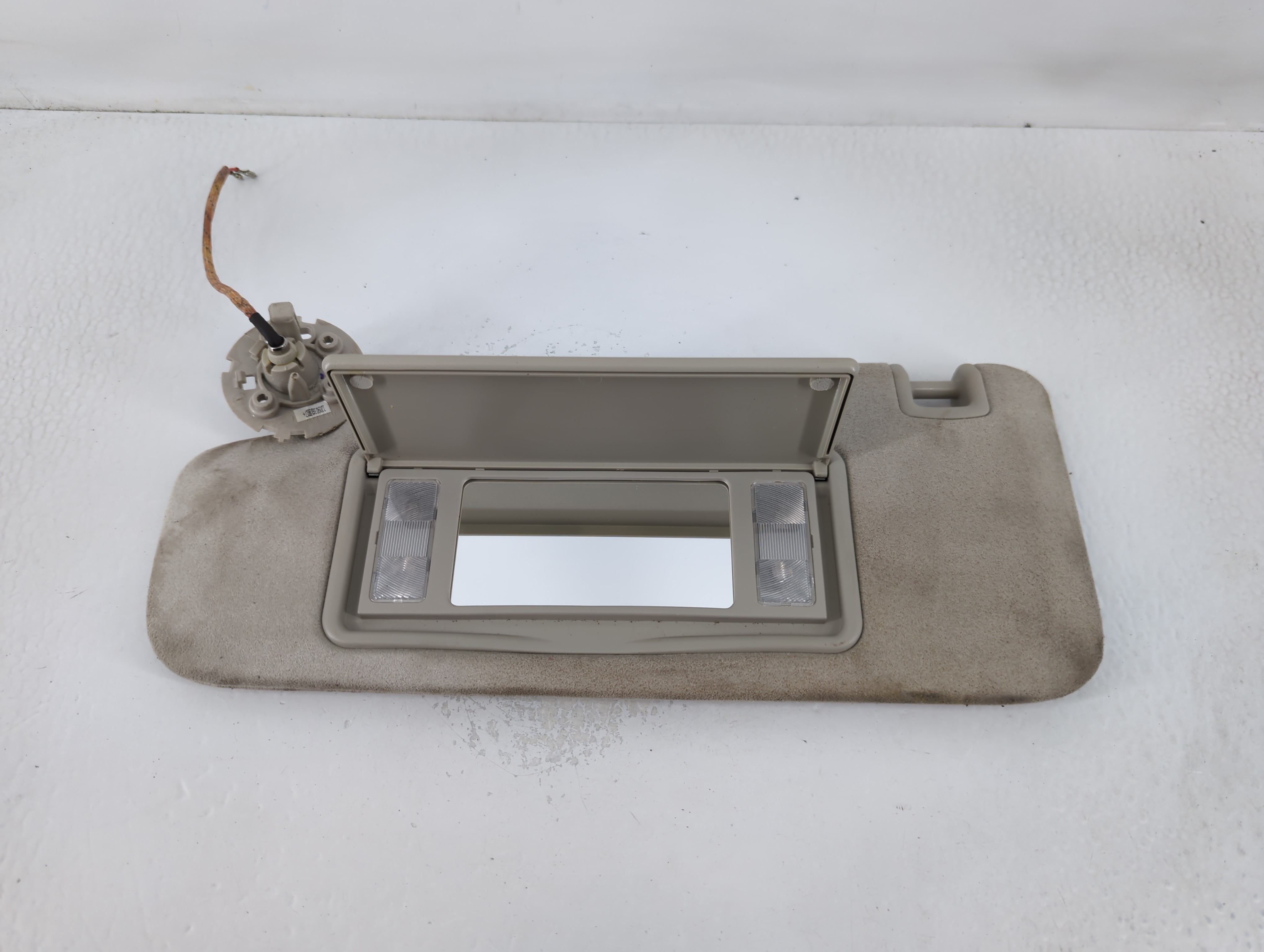 2013-2017 Cadillac Xts Passenger Sun Visor Mirror Right Sunvisor Grey 768698 - Oemusedautoparts1.com