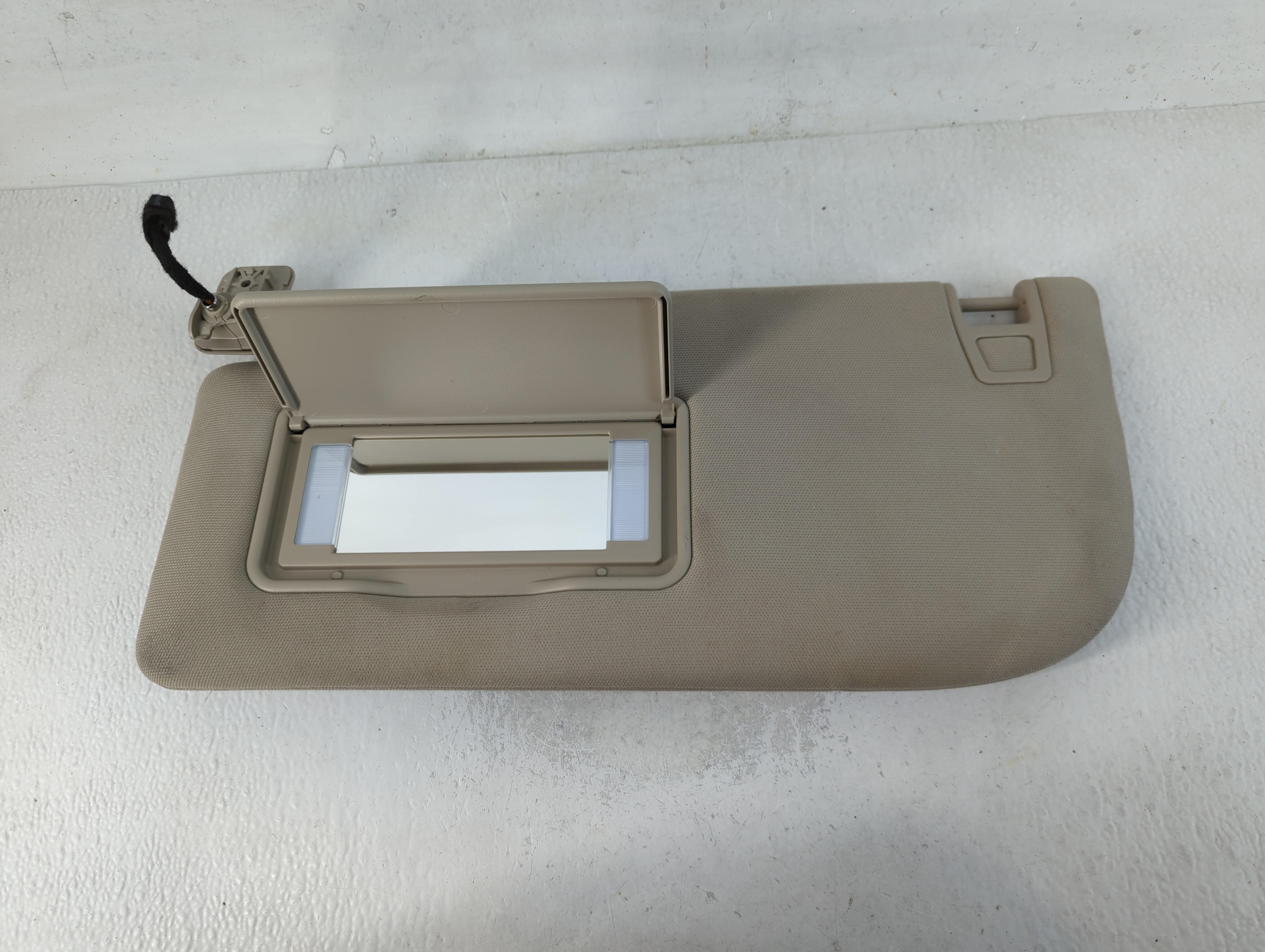 2018-2021 Ford Expedition Driver Sun Visor Mirror Left Sunvisor Grey 768712 - Oemusedautoparts1.com