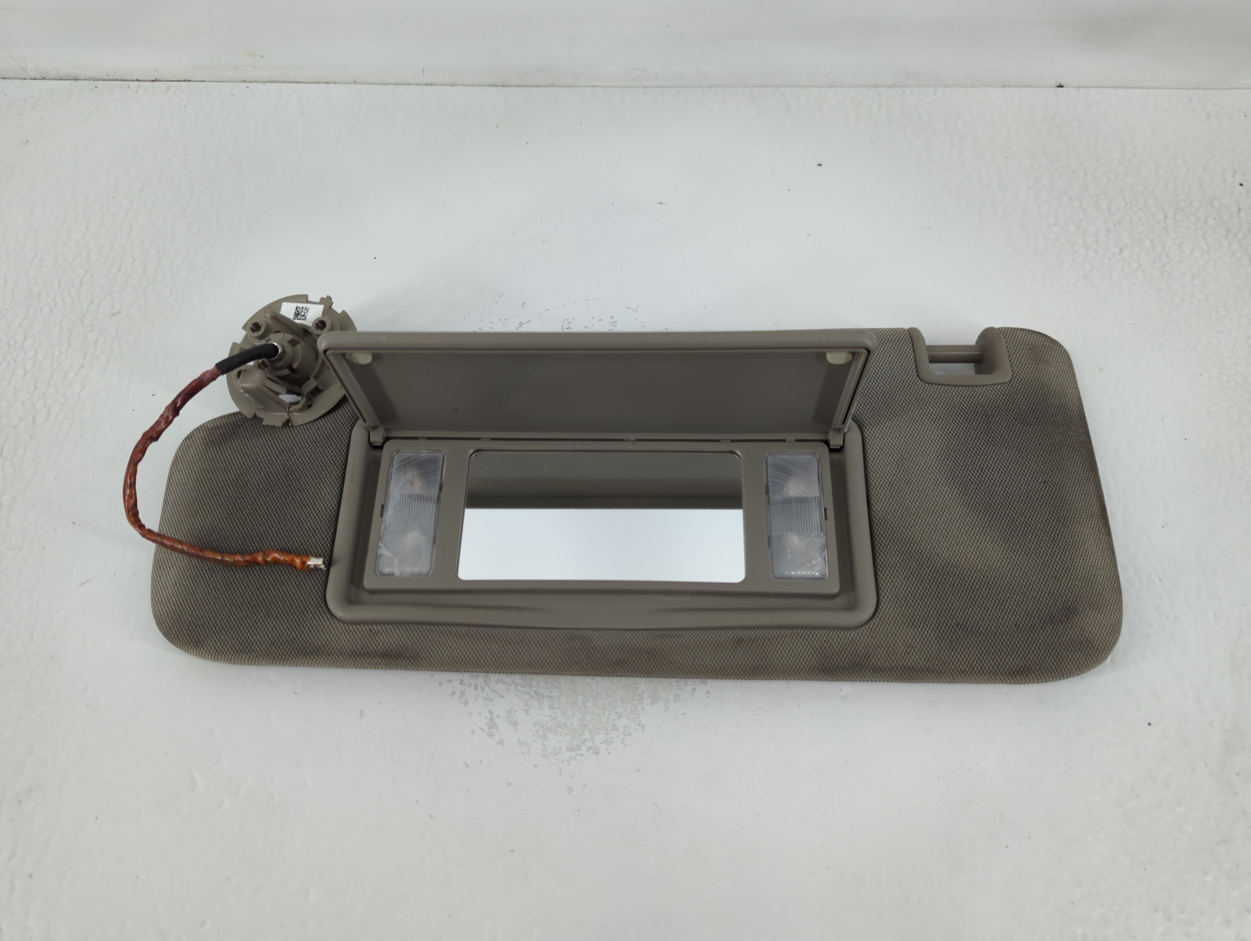 2014-2019 Cadillac Cts Driver Sun Visor Mirror Left Sunvisor Grey 768812 - Oemusedautoparts1.com