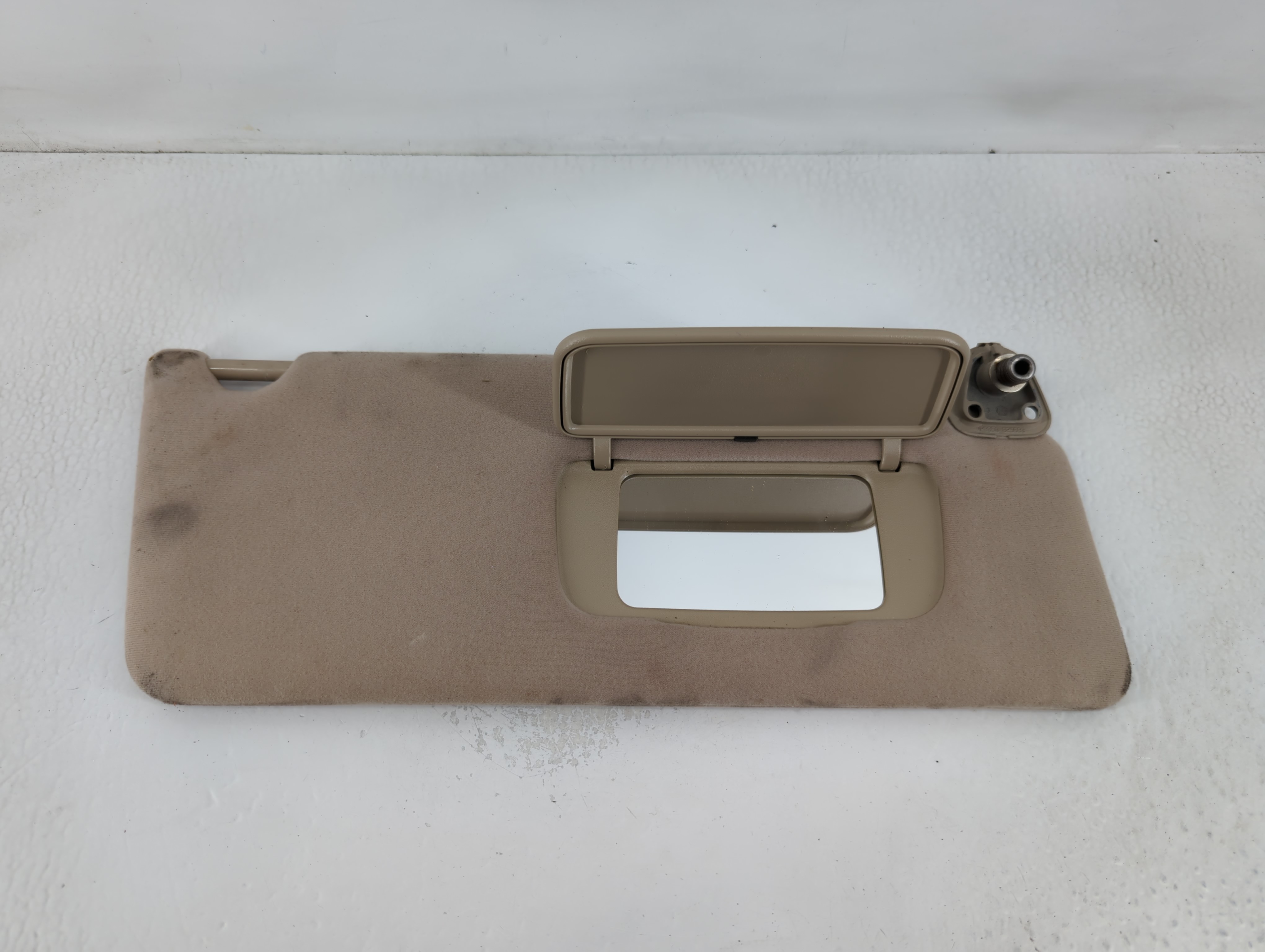Picture of 2002-2006 Toyota Camry Passenger Sun Visor Mirror Right Sunvisor Beige 768816