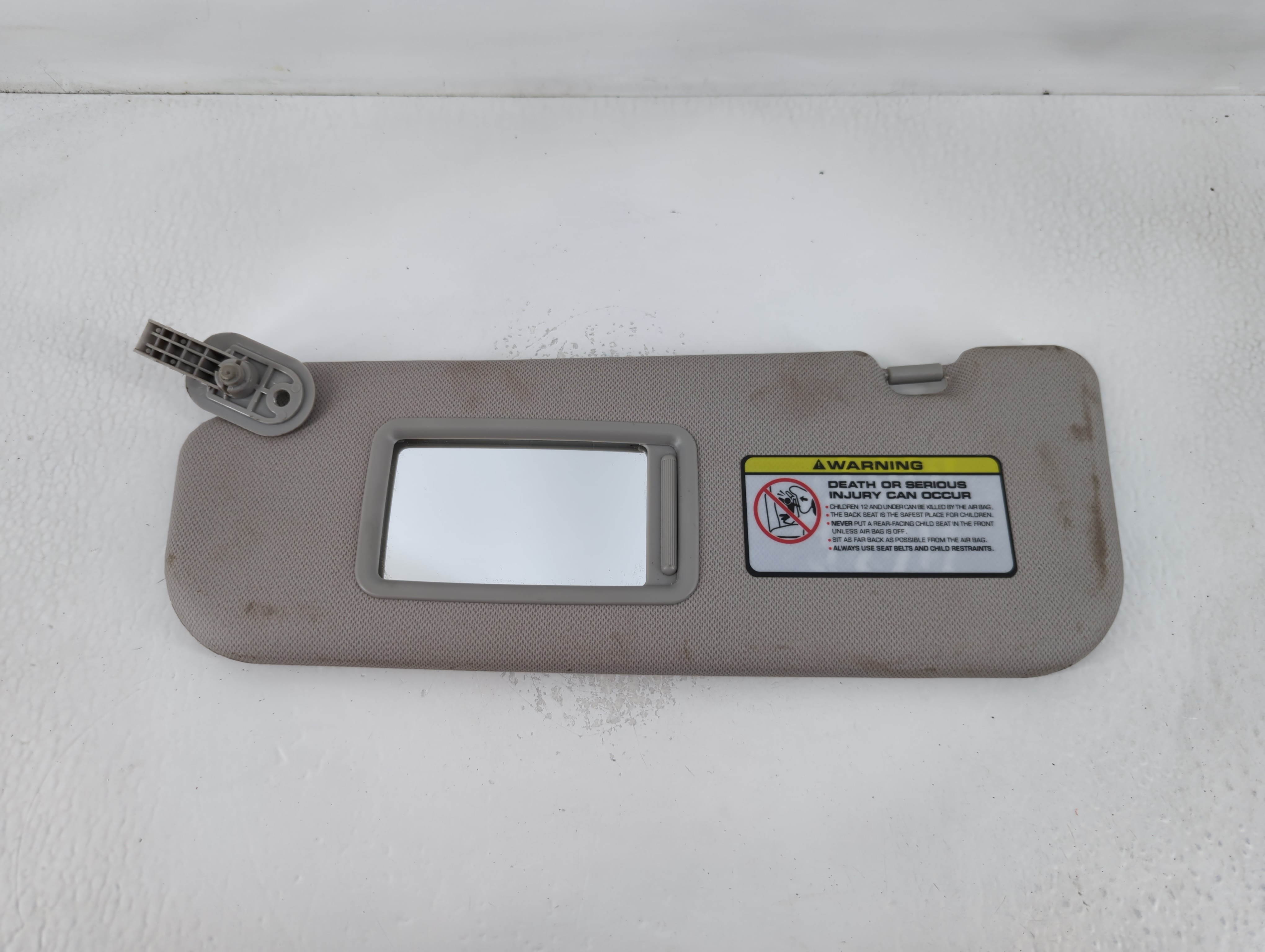 2011-2013 Hyundai Elantra Driver Sun Visor Mirror Left Sunvisor Grey 768817 - Oemusedautoparts1.com