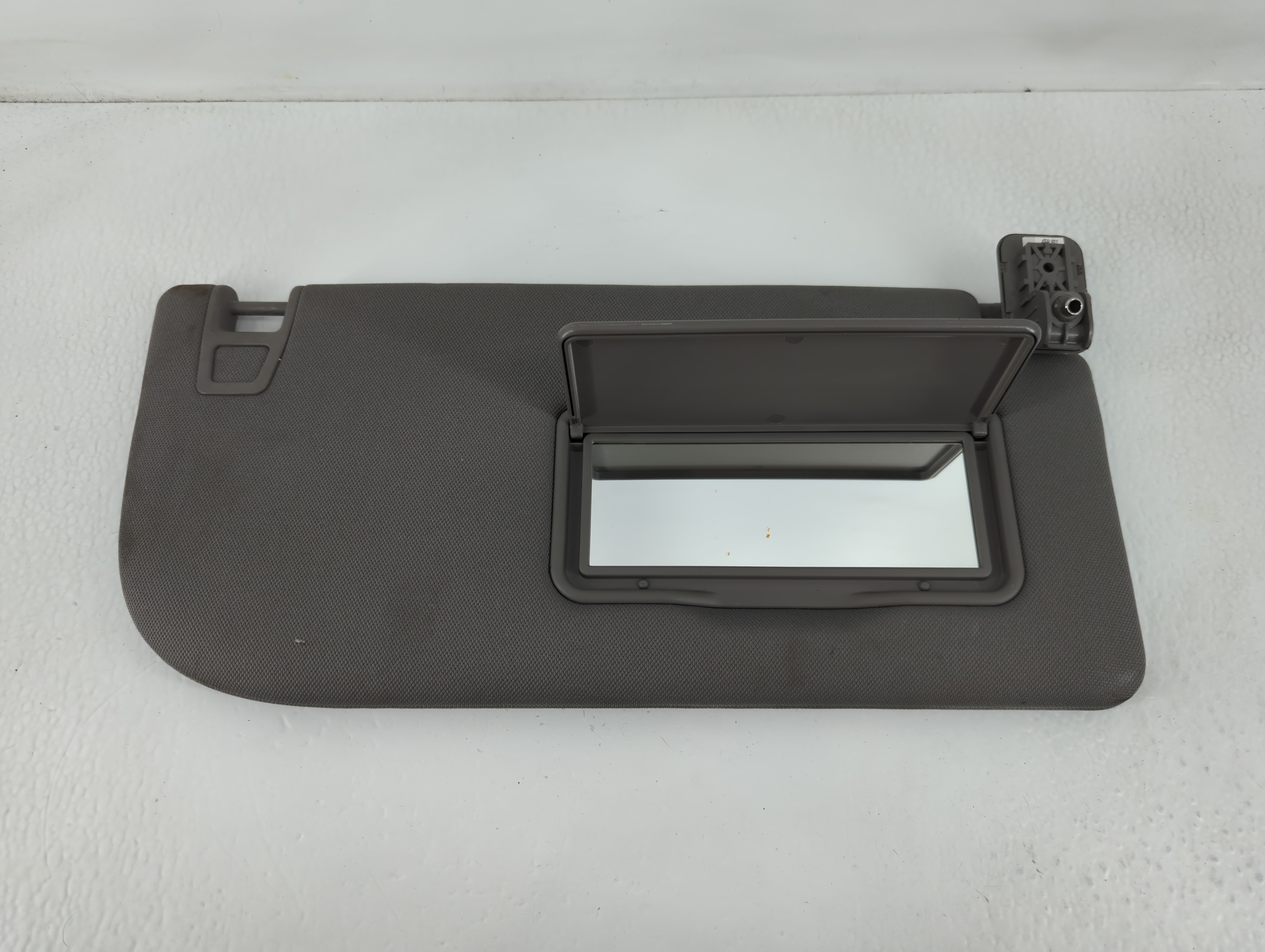 2015-2017 Ford F-150 Passenger Sun Visor Mirror Right Sunvisor Grey 768868 - Oemusedautoparts1.com