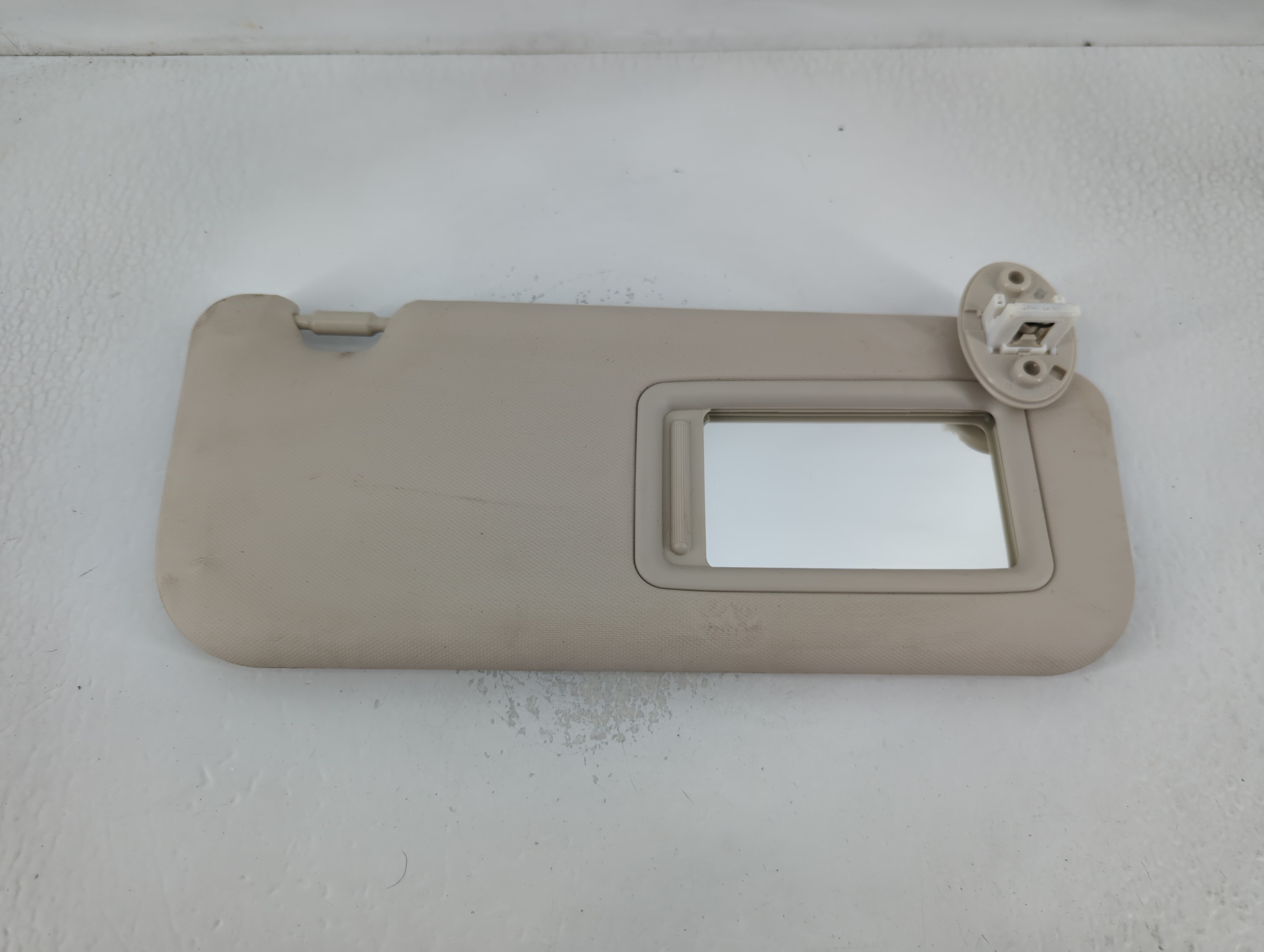 2019-2022 Toyota Corolla Passenger Sun Visor Mirror Right Sunvisor Grey 768882 - Oemusedautoparts1.com