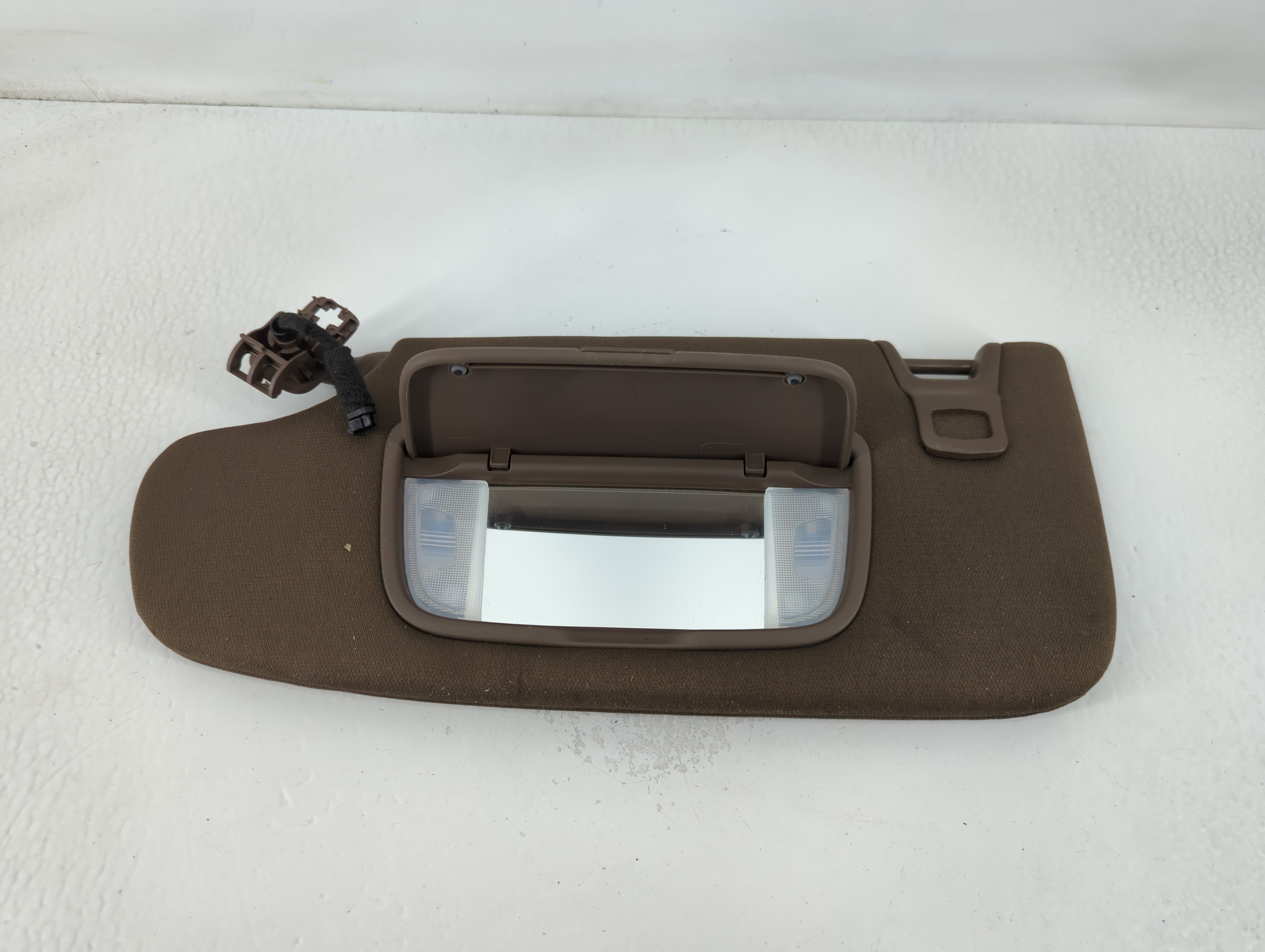 2016-2018 Lincoln Mkx Driver Sun Visor Mirror Left Sunvisor Brown 768910 - Oemusedautoparts1.com