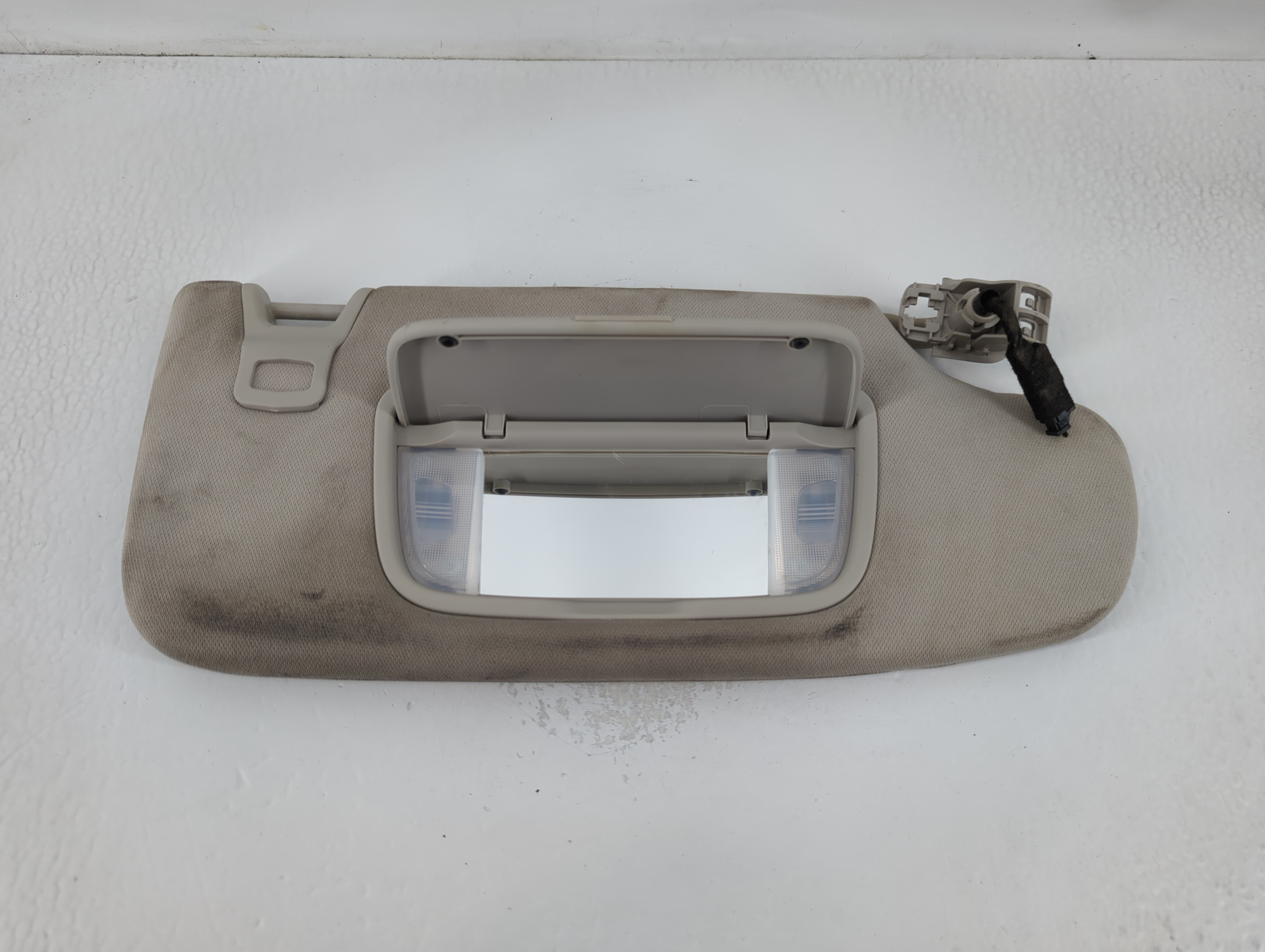 2015-2016 Ford Fusion Passenger Sun Visor Mirror Right Sunvisor Grey 768923 - Oemusedautoparts1.com
