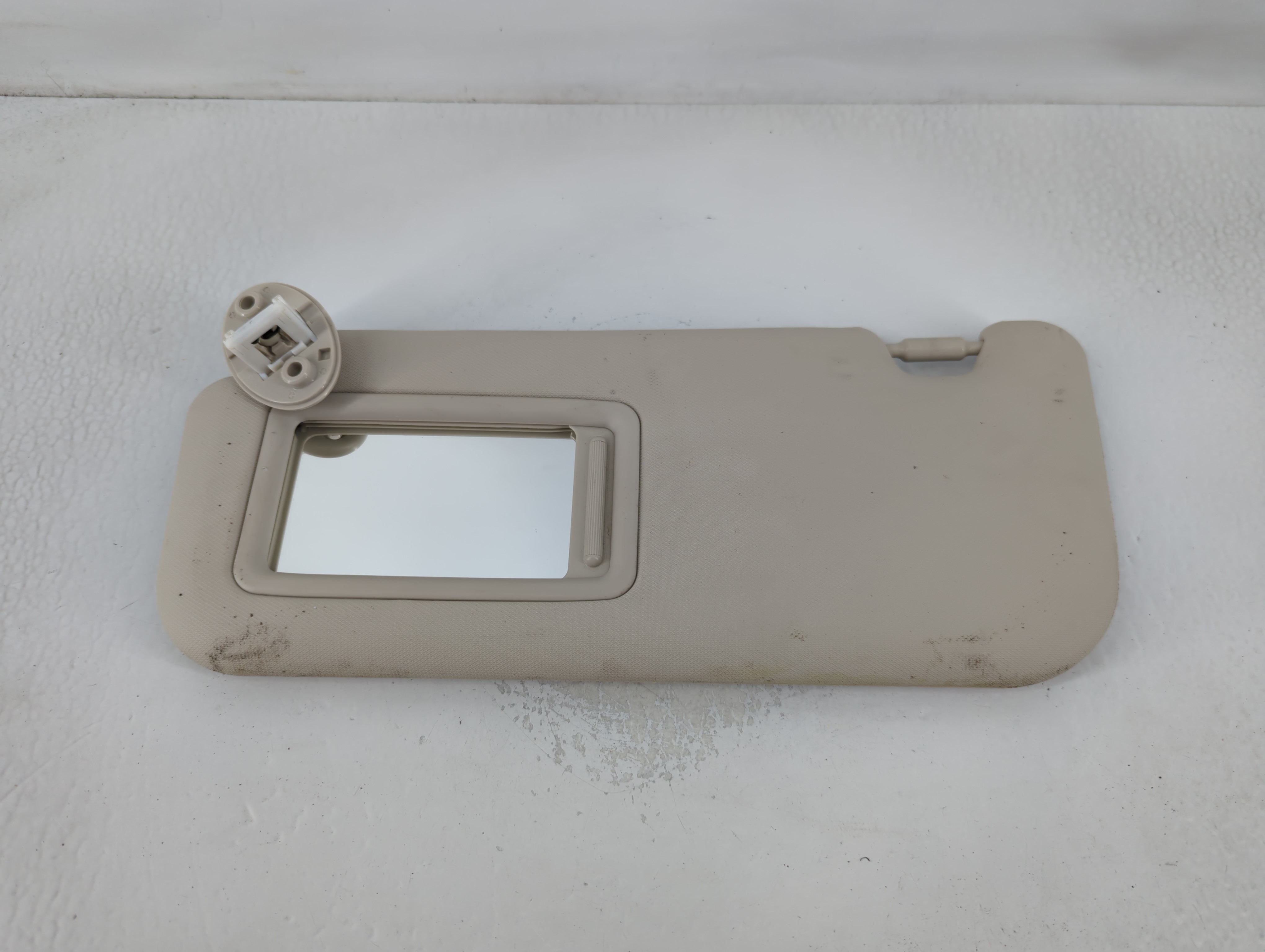 2019-2022 Toyota Corolla Driver Sun Visor Mirror Left Sunvisor Light Gray 768939 - Oemusedautoparts1.com