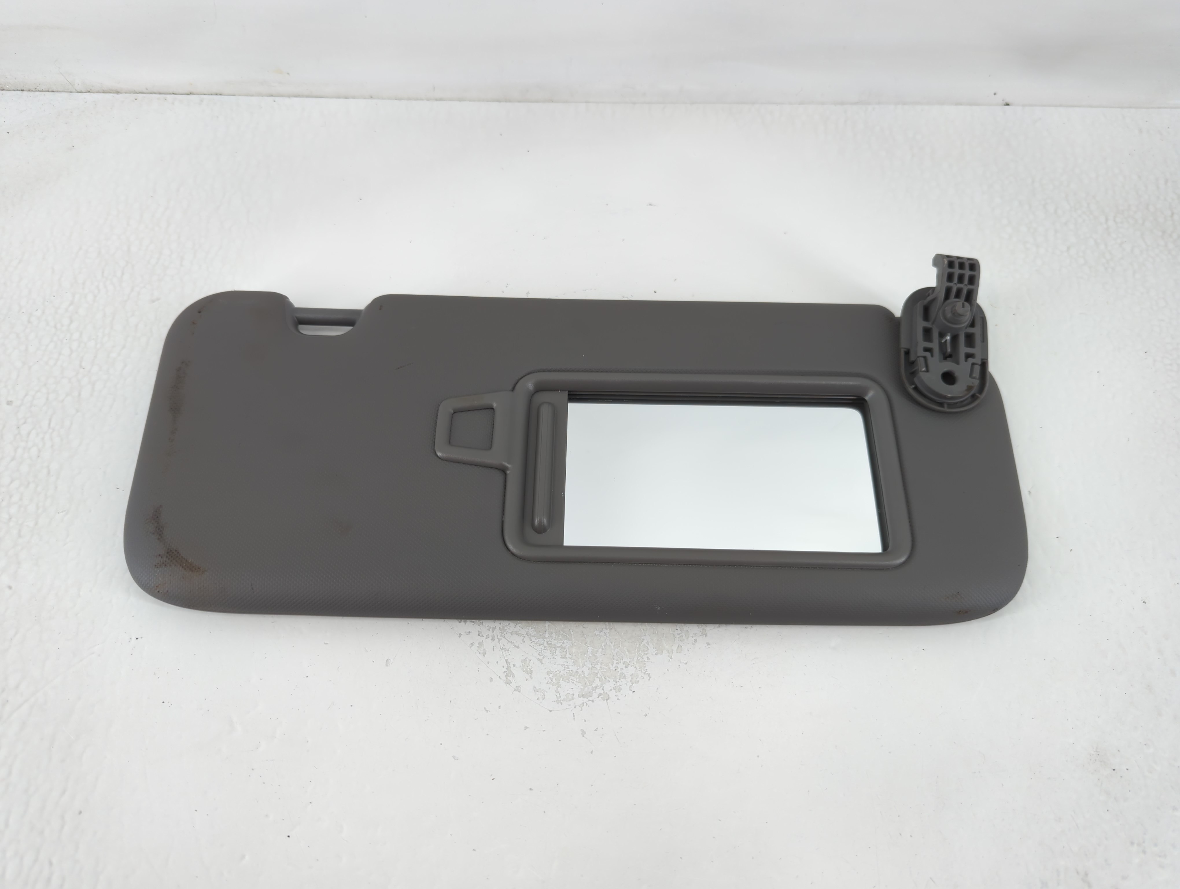2023 Hyundai Elantra Passenger Sun Visor Mirror Right Sunvisor Dark Grey 768964 - Oemusedautoparts1.com
