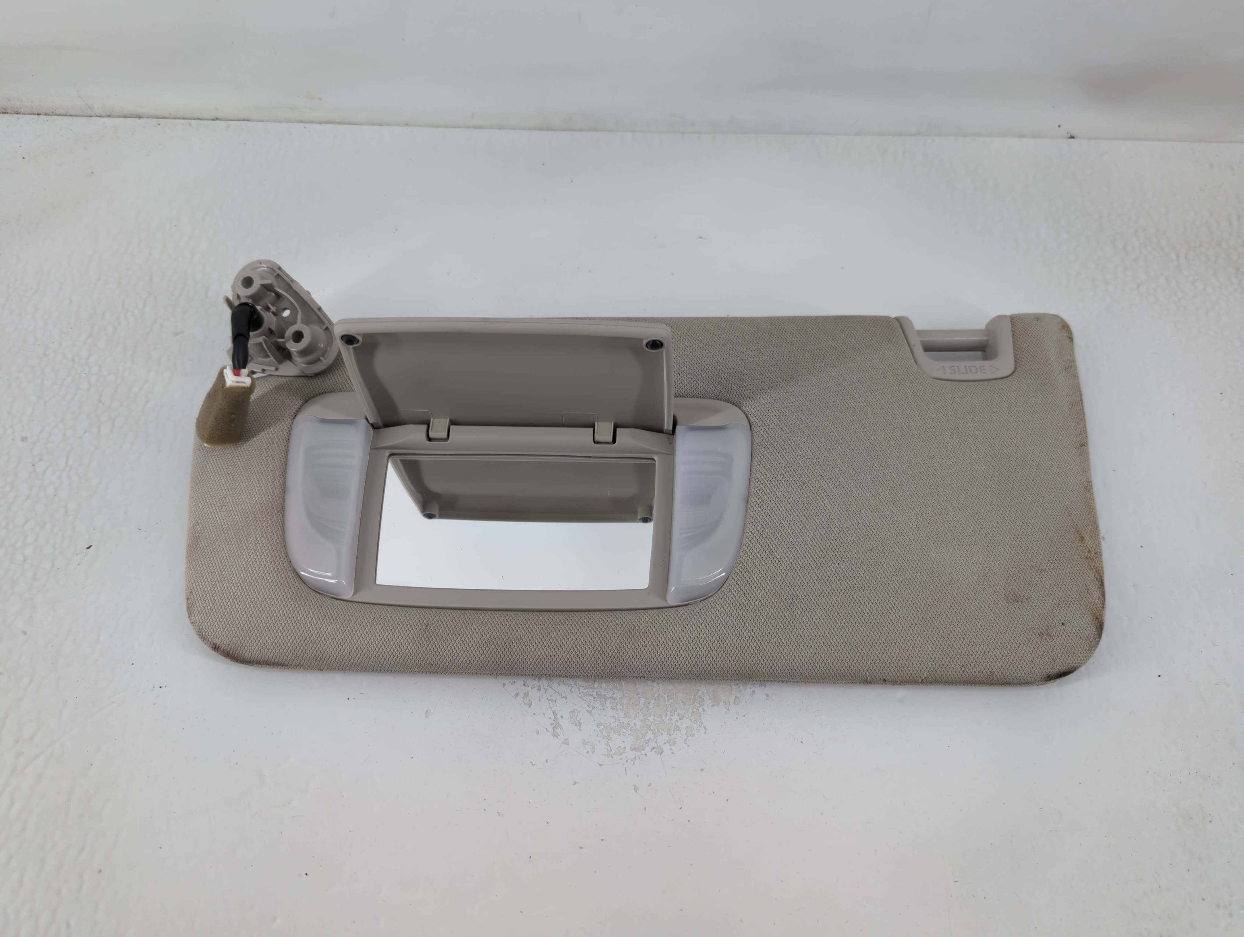 2023 Subaru Ascent Driver Sun Visor Mirror Left Sunvisor Grey 768968 - Oemusedautoparts1.com
