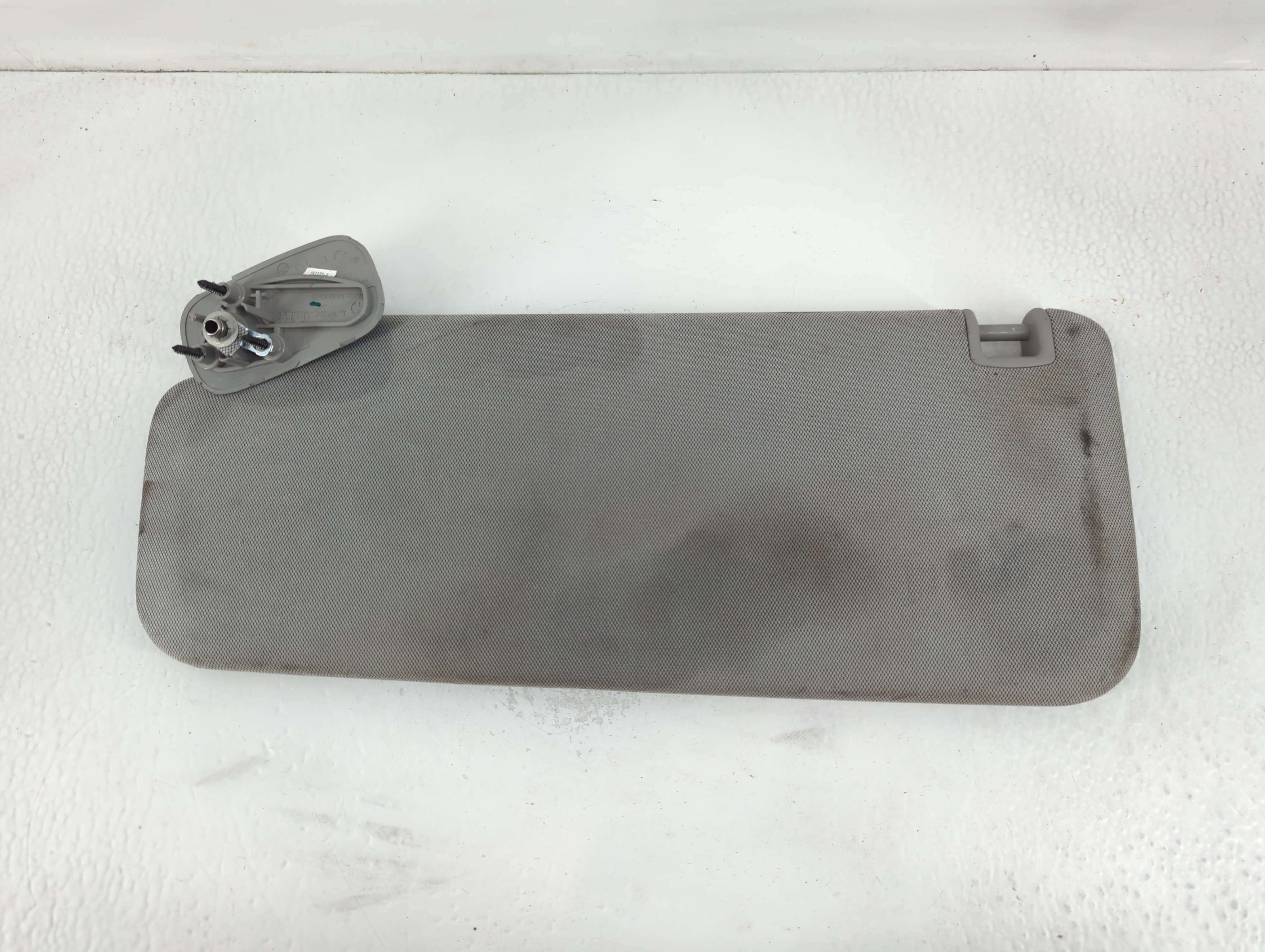 2014 Chevrolet Silverado 1500 Passenger Sun Visor Mirror Right Sunvisor 768996 - Oemusedautoparts1.com