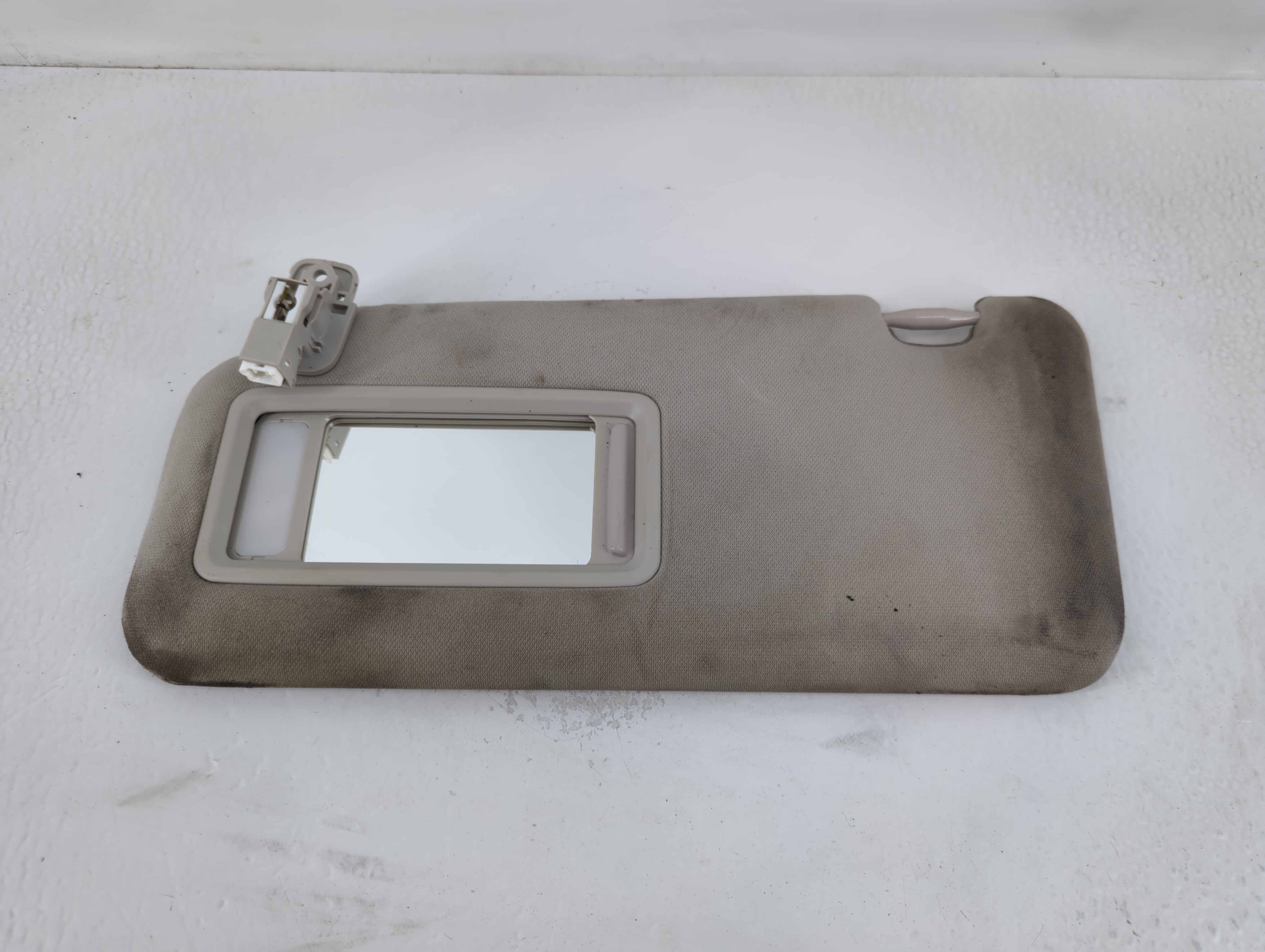 2017-2020 Mazda Cx-5 Driver Sun Visor Mirror Left Sunvisor Grey 768998 - Oemusedautoparts1.com