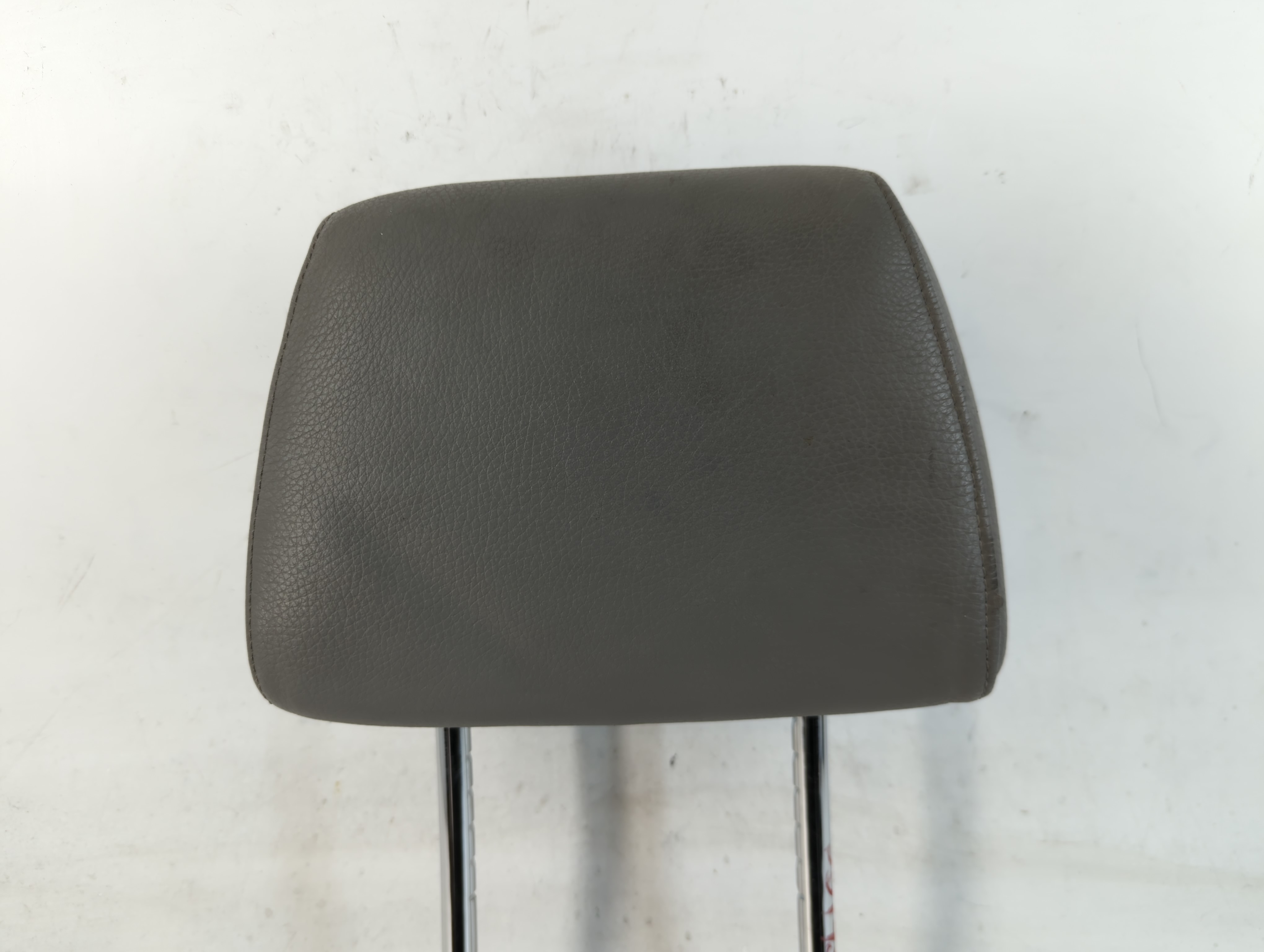 2006-2006 Bmw 325i Headrest Head Rest Front Driver Passenger Seat Black 769289 - Oemusedautoparts1.com