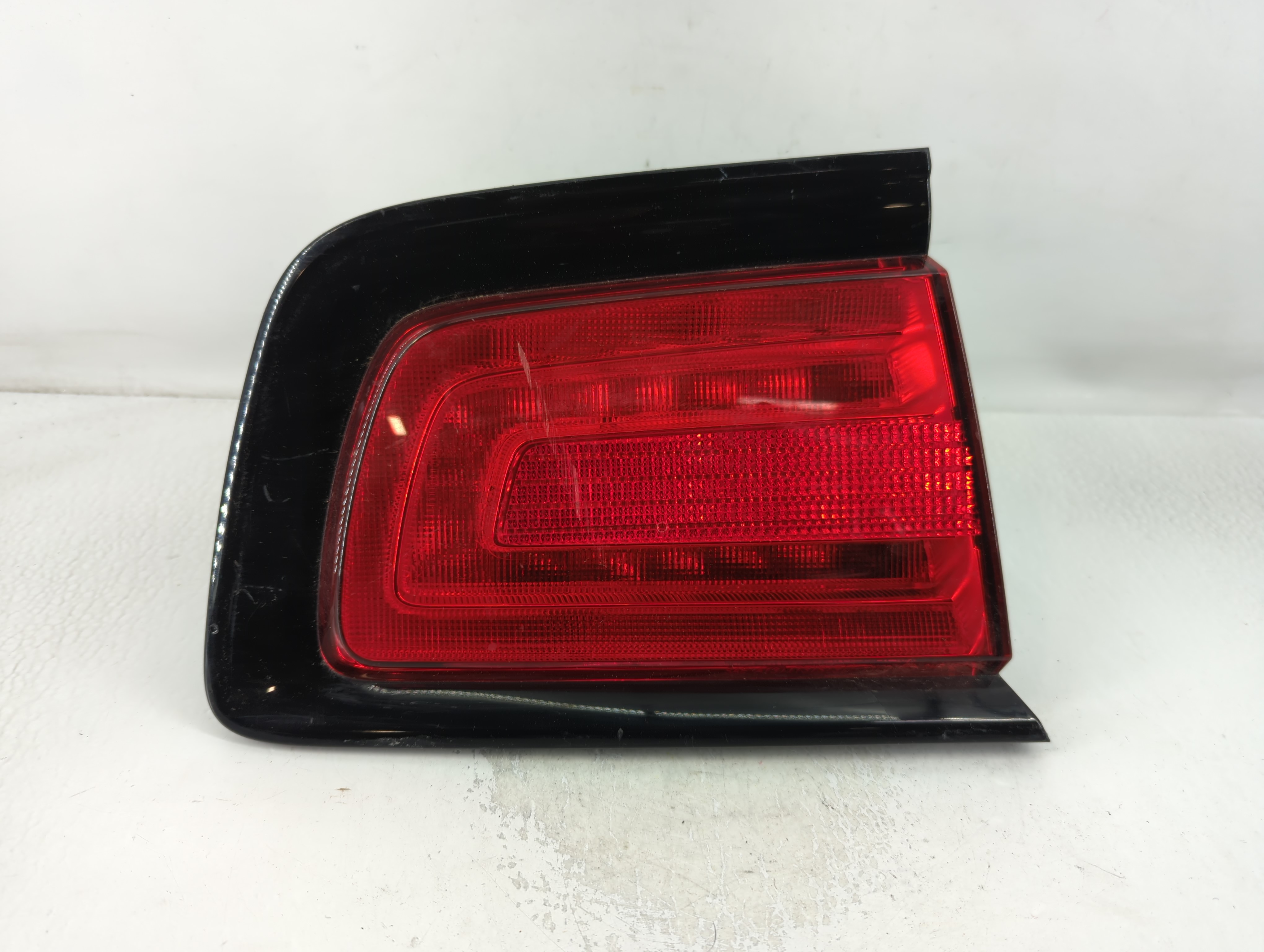 Bmw 325i Driver Left Side Tail Light Taillight Oem 769333 - Oemusedautoparts1.com
