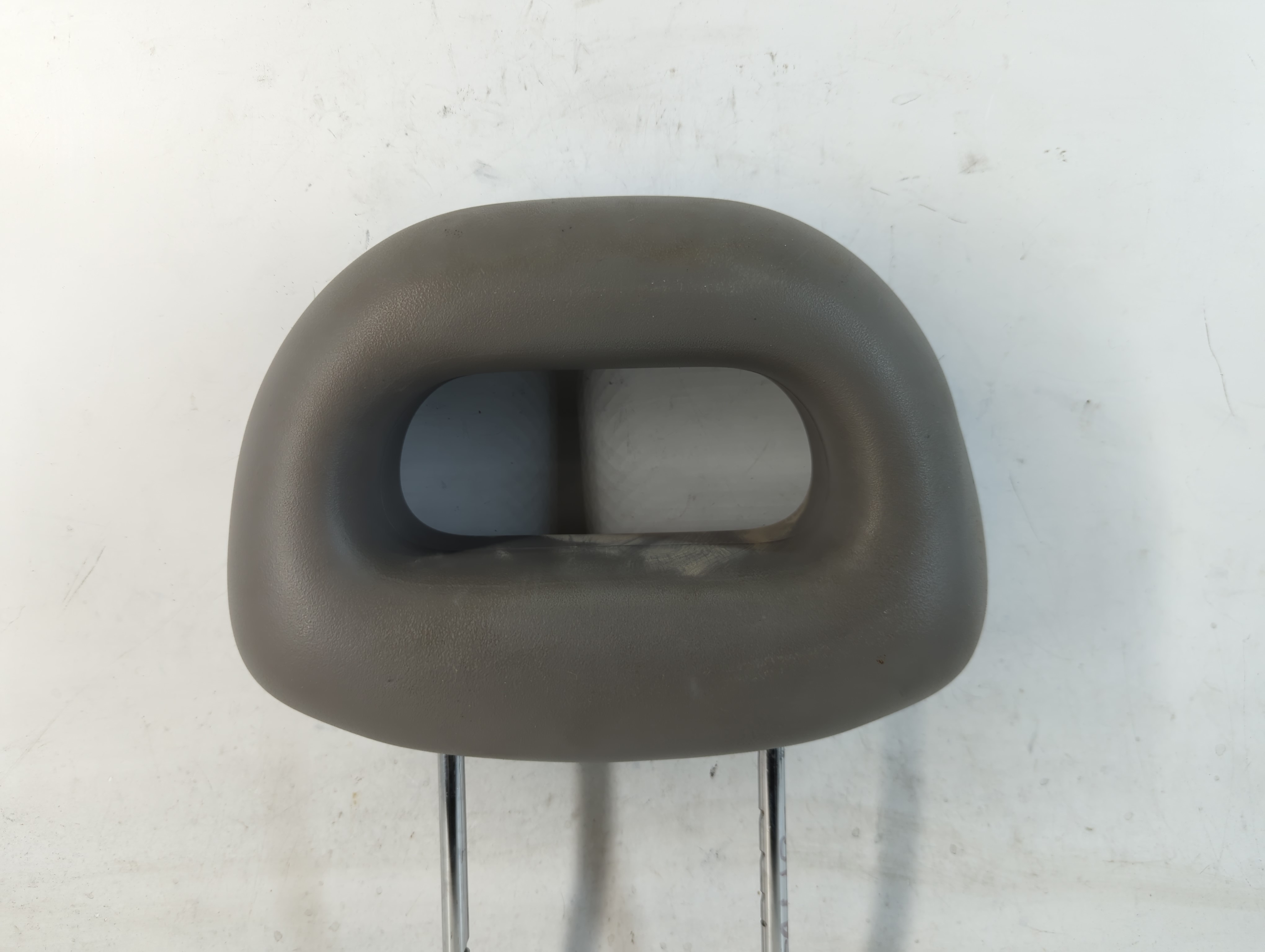 2004-2007 Saturn Ion Headrest Head Rest Rear Seat Grey 769338 - Oemusedautoparts1.com