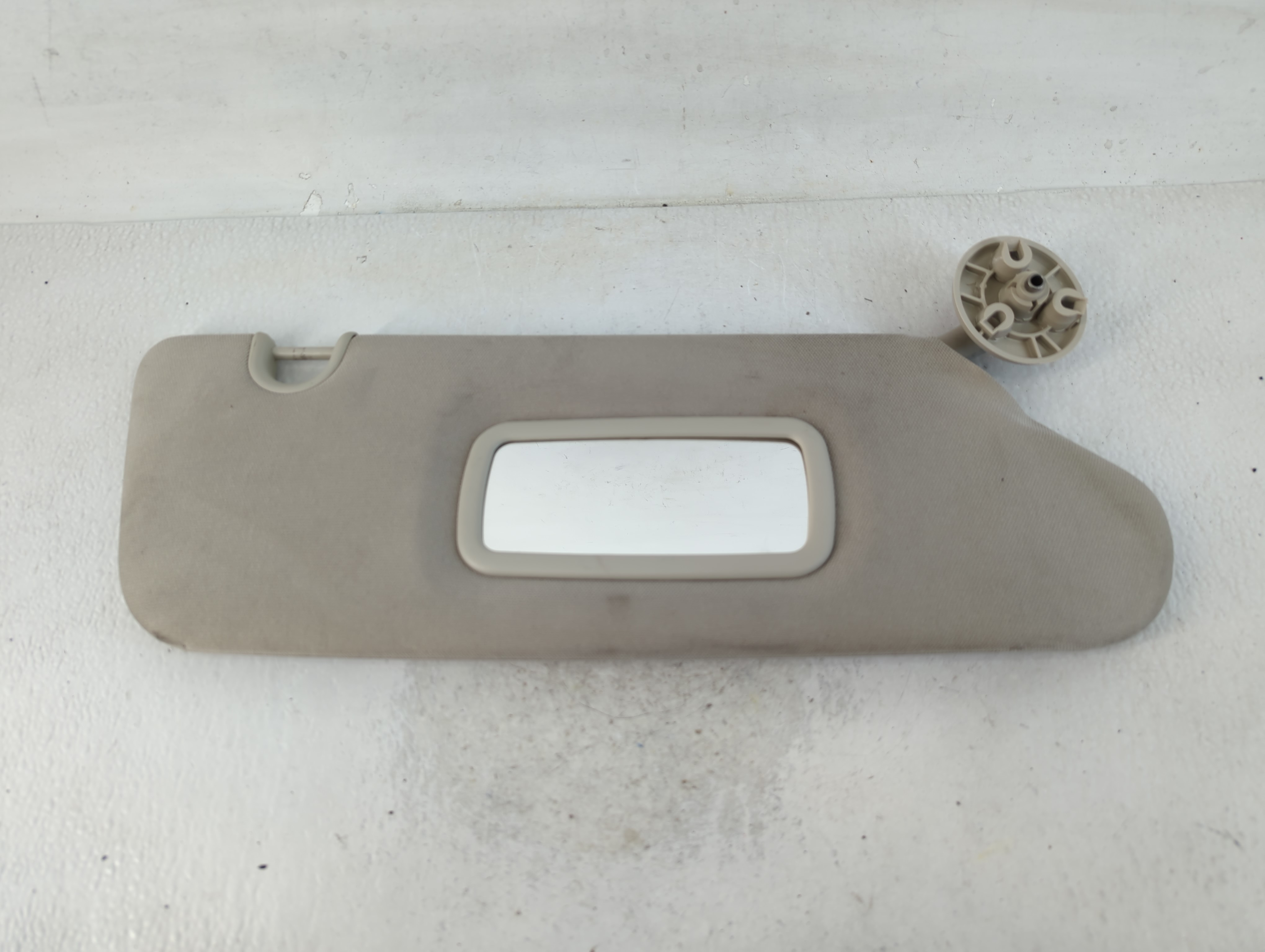 Picture of Dodge Caravan Passenger Sun Visor Mirror Right Sunvisor Grey 769448