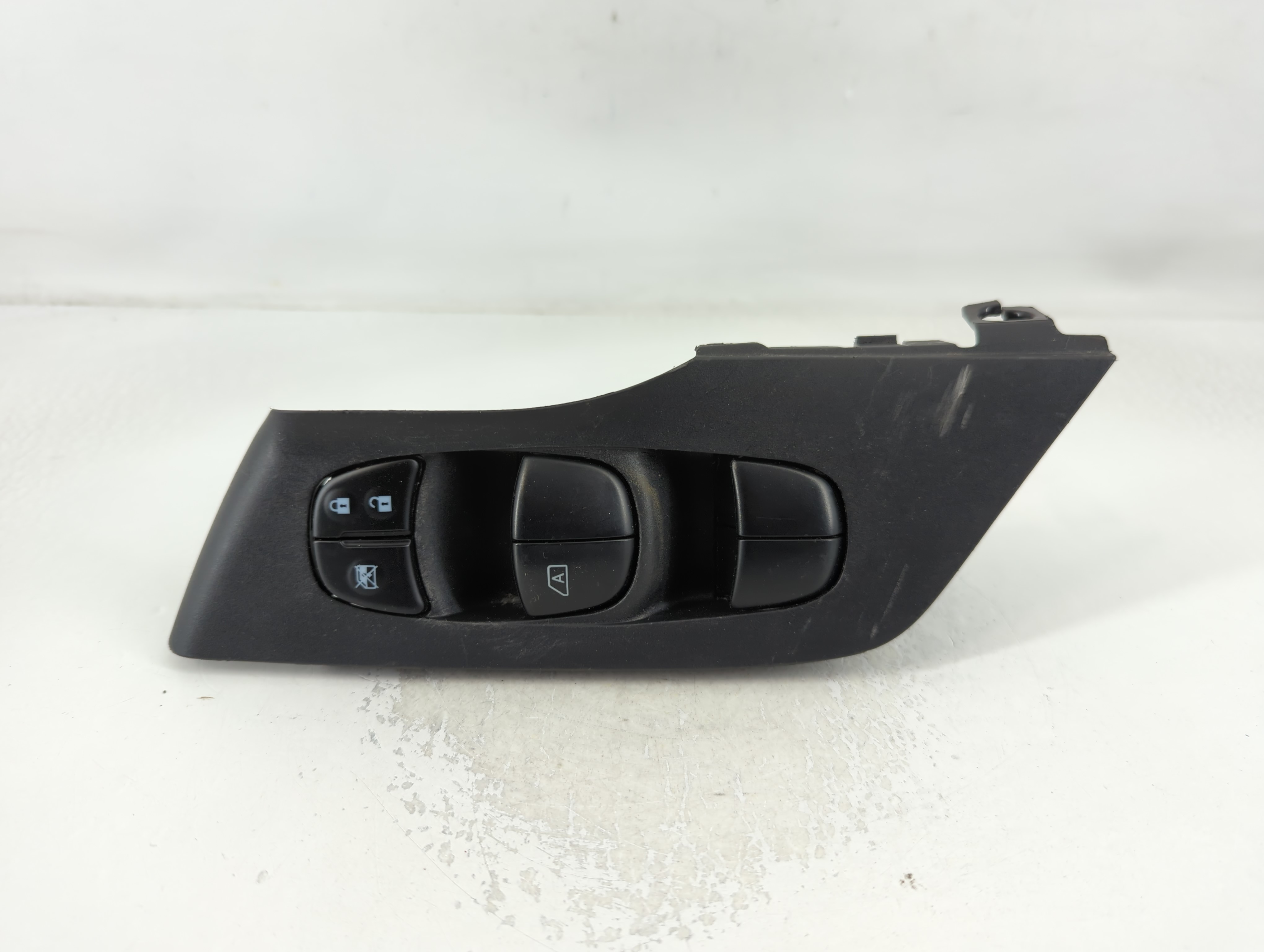 Picture of 2013-2018 Nissan Altima Driver Left Door Master Power Window Switch 769457