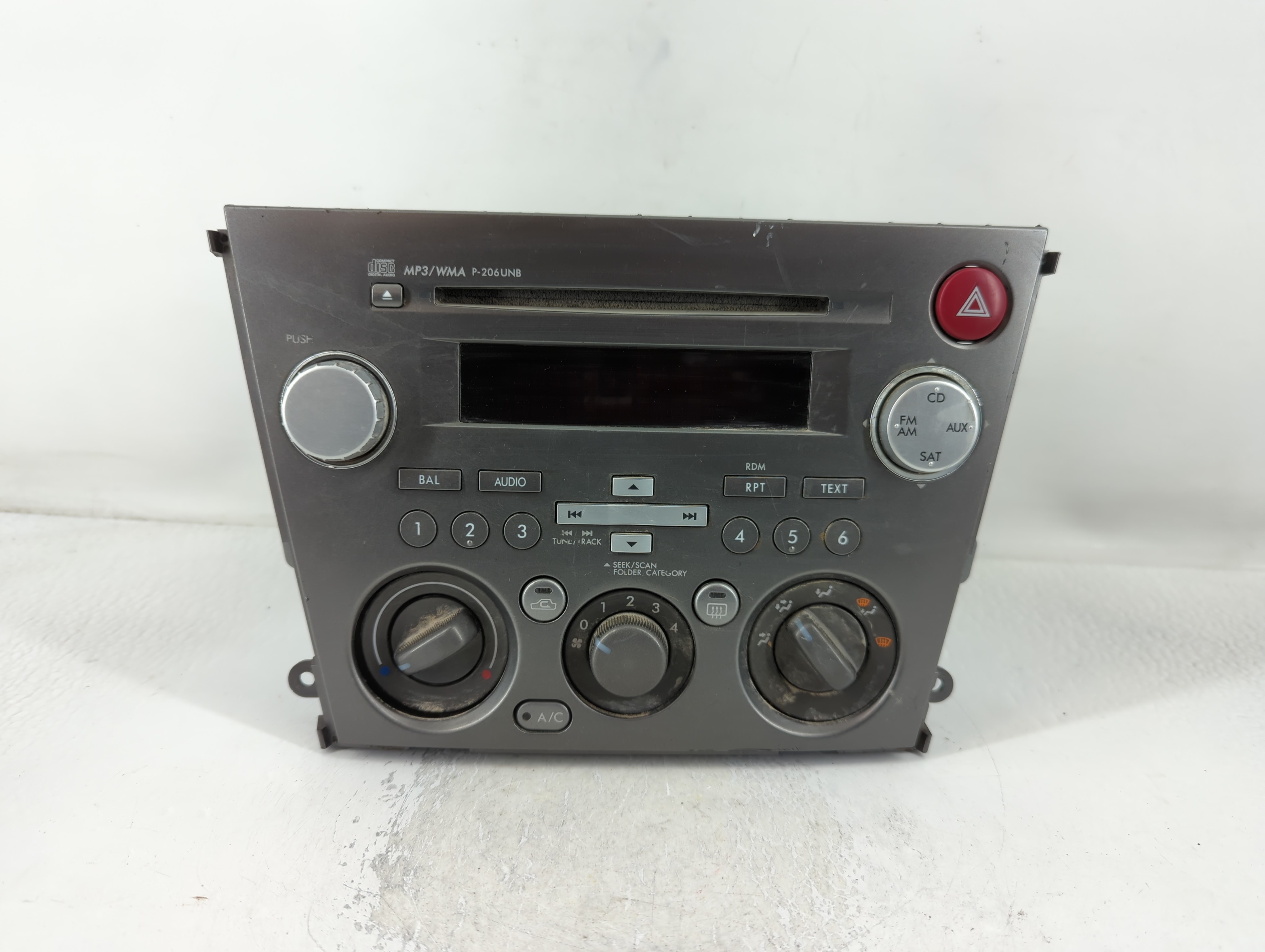 2007-2009 Subaru Legacy Am Fm Cd Player Radio Receiver 769538 - Oemusedautoparts1.com