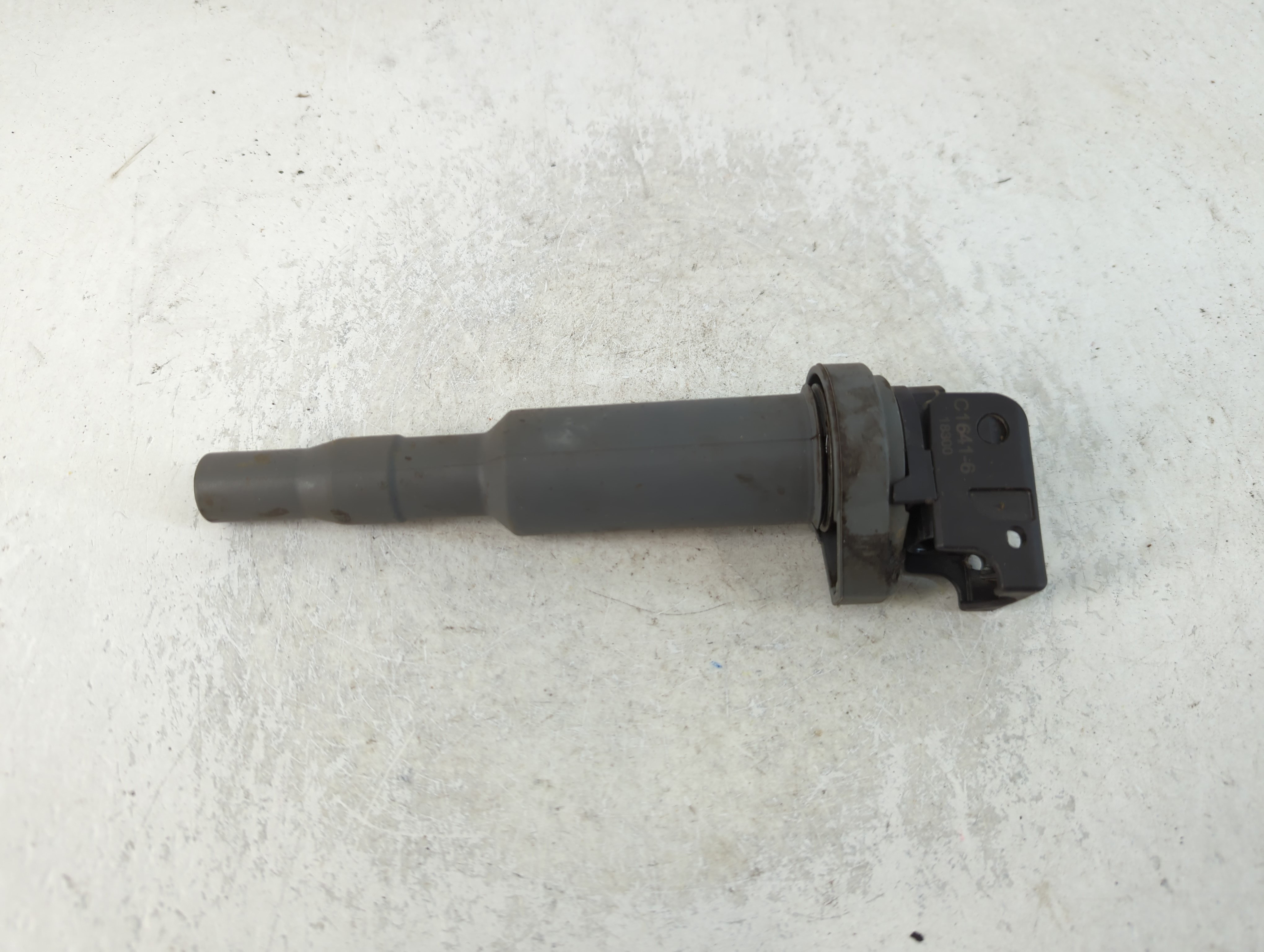 2006-2006 Bmw 325i Ignition Coil Igniter Pack 769549 - Oemusedautoparts1.com