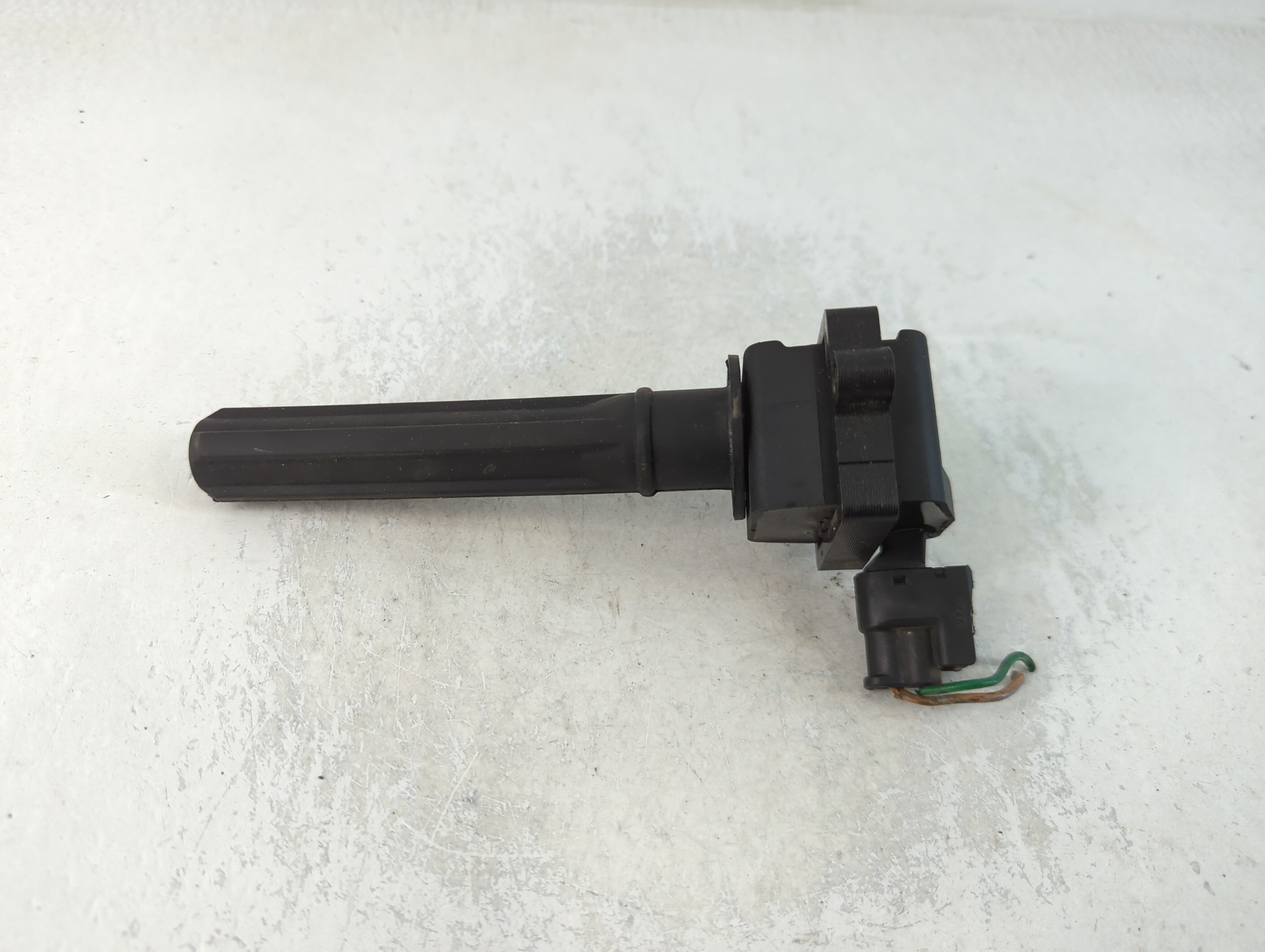 2001-2005 Chrysler Sebring Ignition Coil Igniter Pack 769557 - Oemusedautoparts1.com