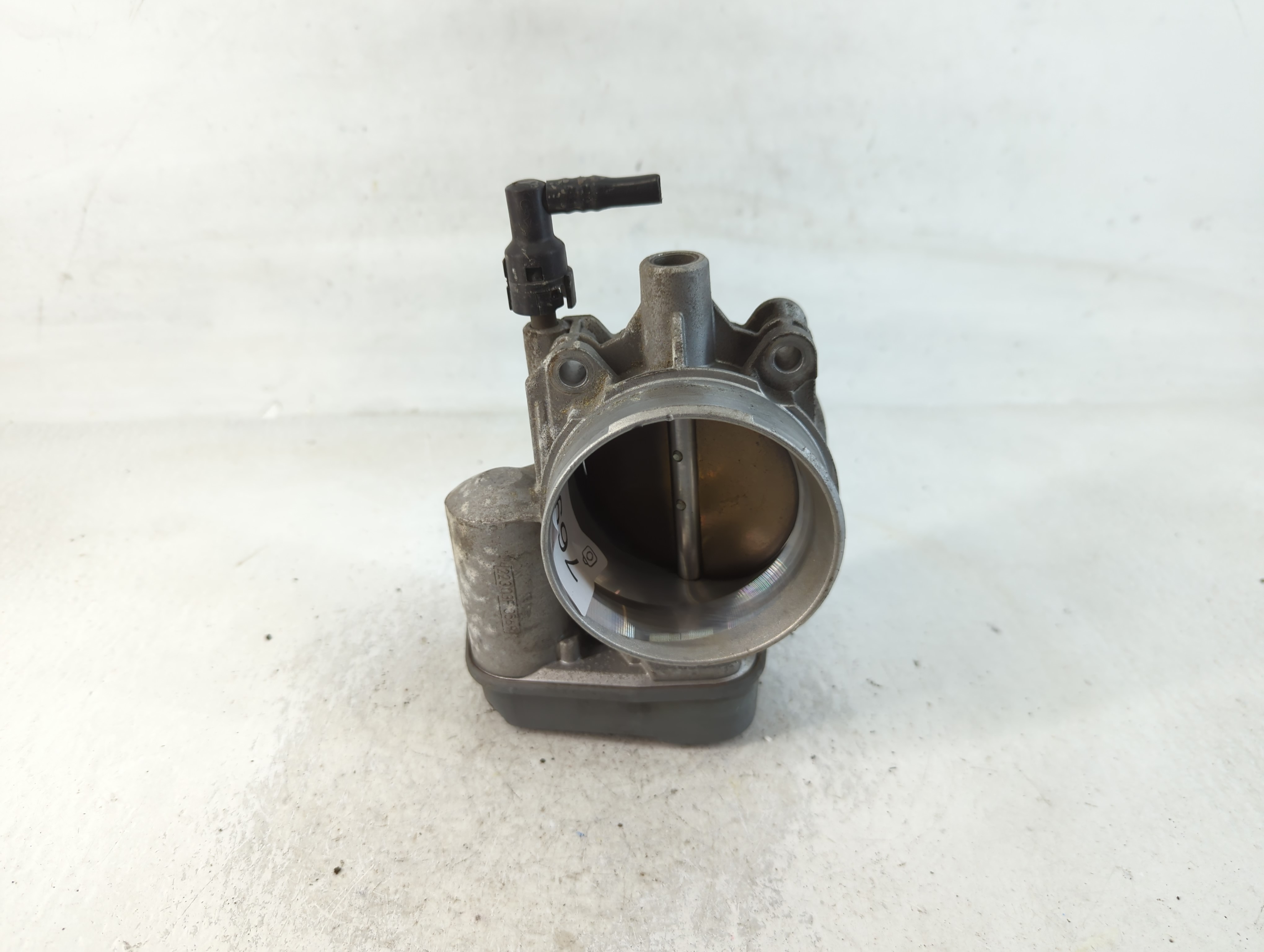 2004-2007 Buick Rainier Throttle Body 769593 - Oemusedautoparts1.com