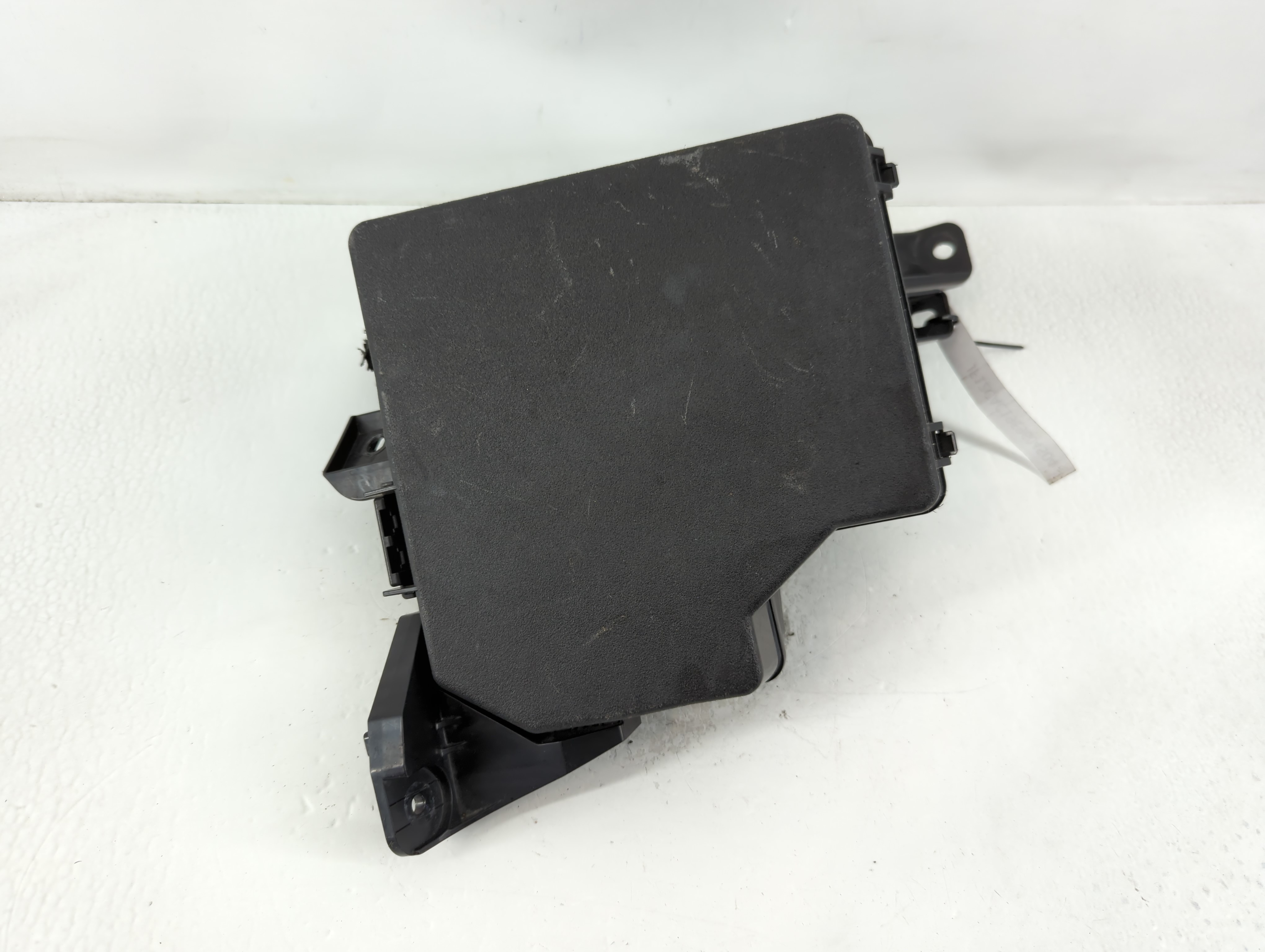 2012-2013 Toyota Tundra Fusebox Fuse Box Relay Module 7521 Ma|pa66+ppe 769676 - Oemusedautoparts1.com