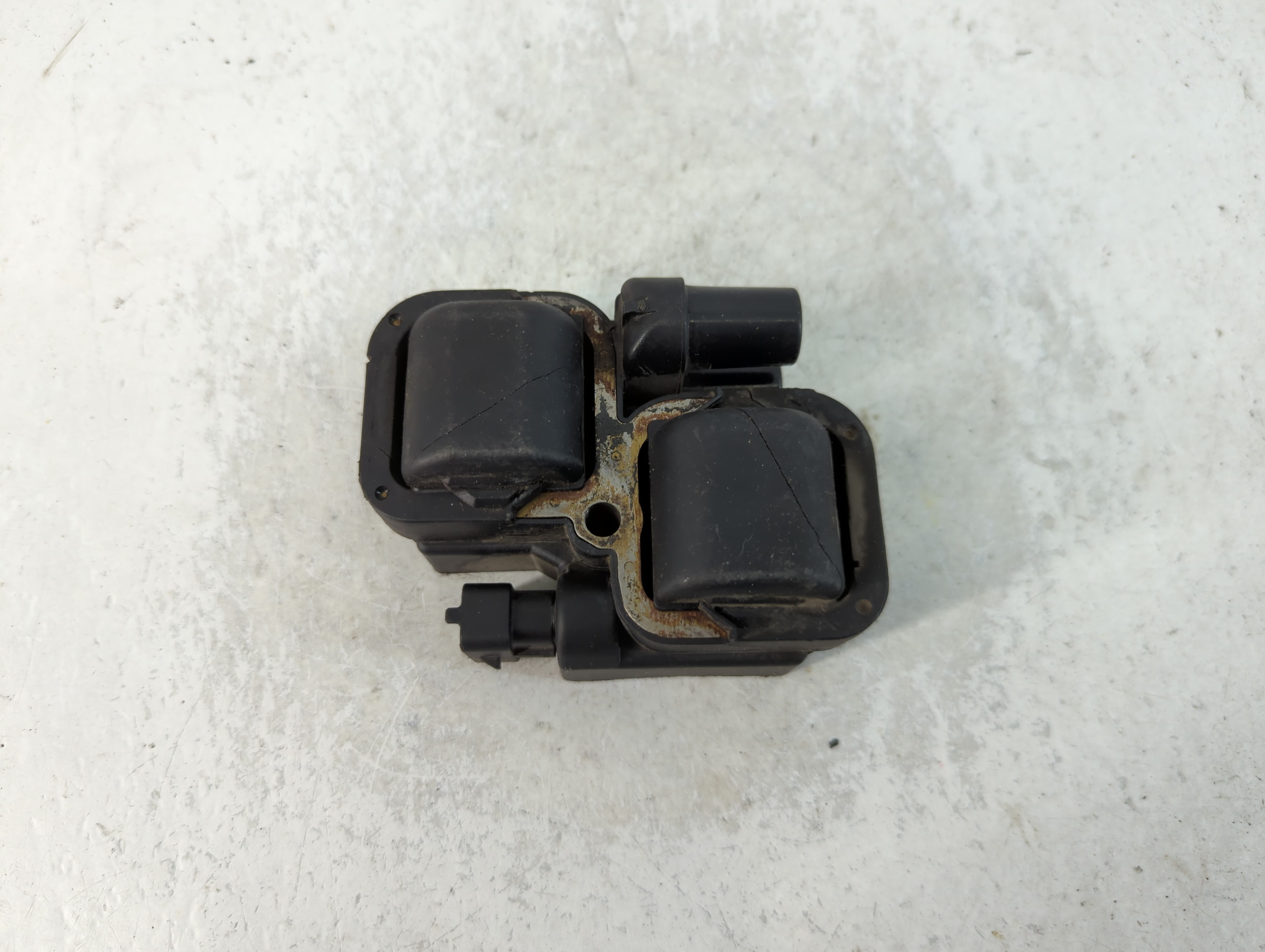 2000-2006 Mercedes-benz S430 Ignition Coil Igniter Pack 769711 - Oemusedautoparts1.com