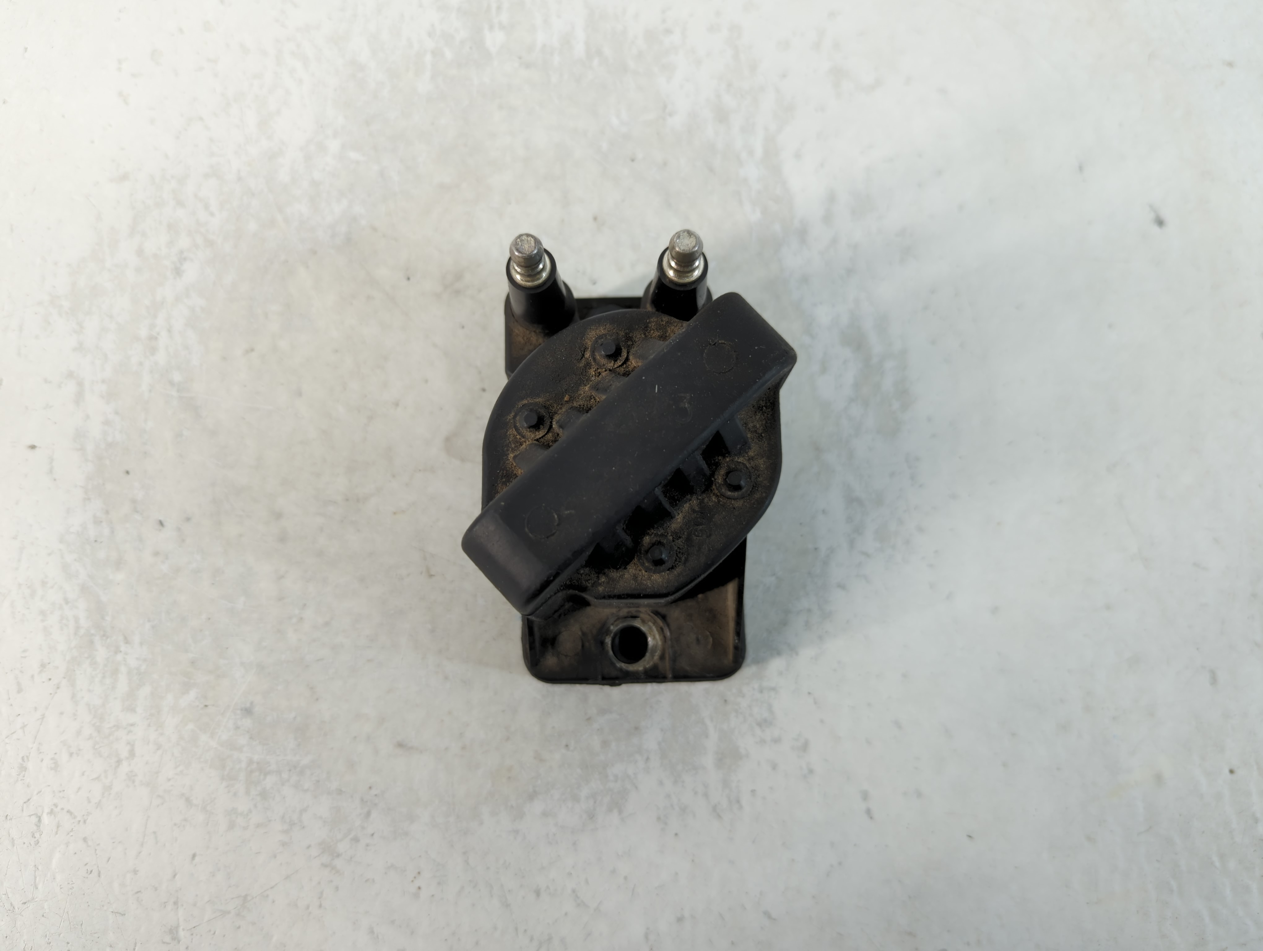 1993-2005 Buick Lesabre Ignition Coil Igniter Pack 769773 - Oemusedautoparts1.com